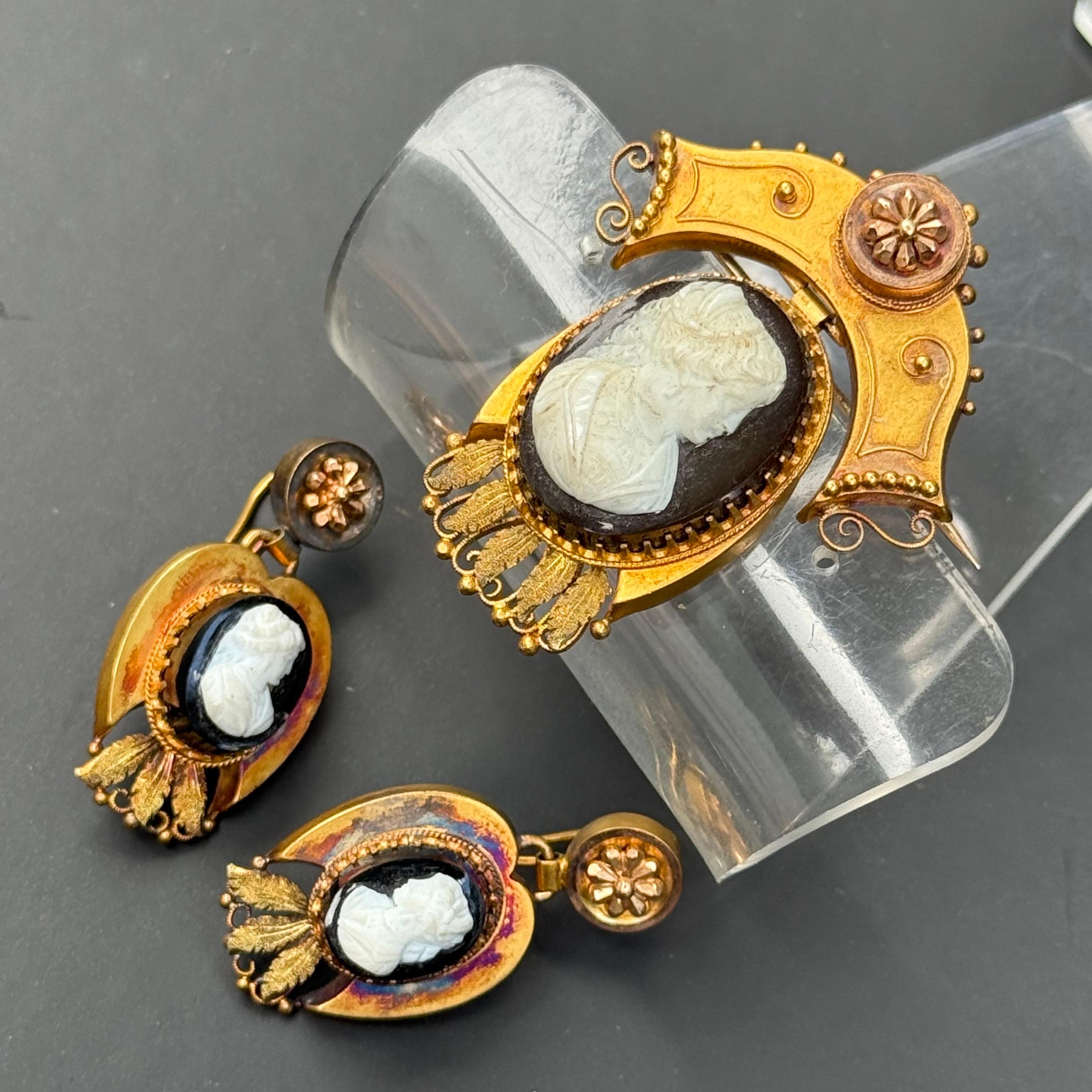 Victorian Hard Stone Cameo Drop Earrings Pin Brooch Set For Sale 6