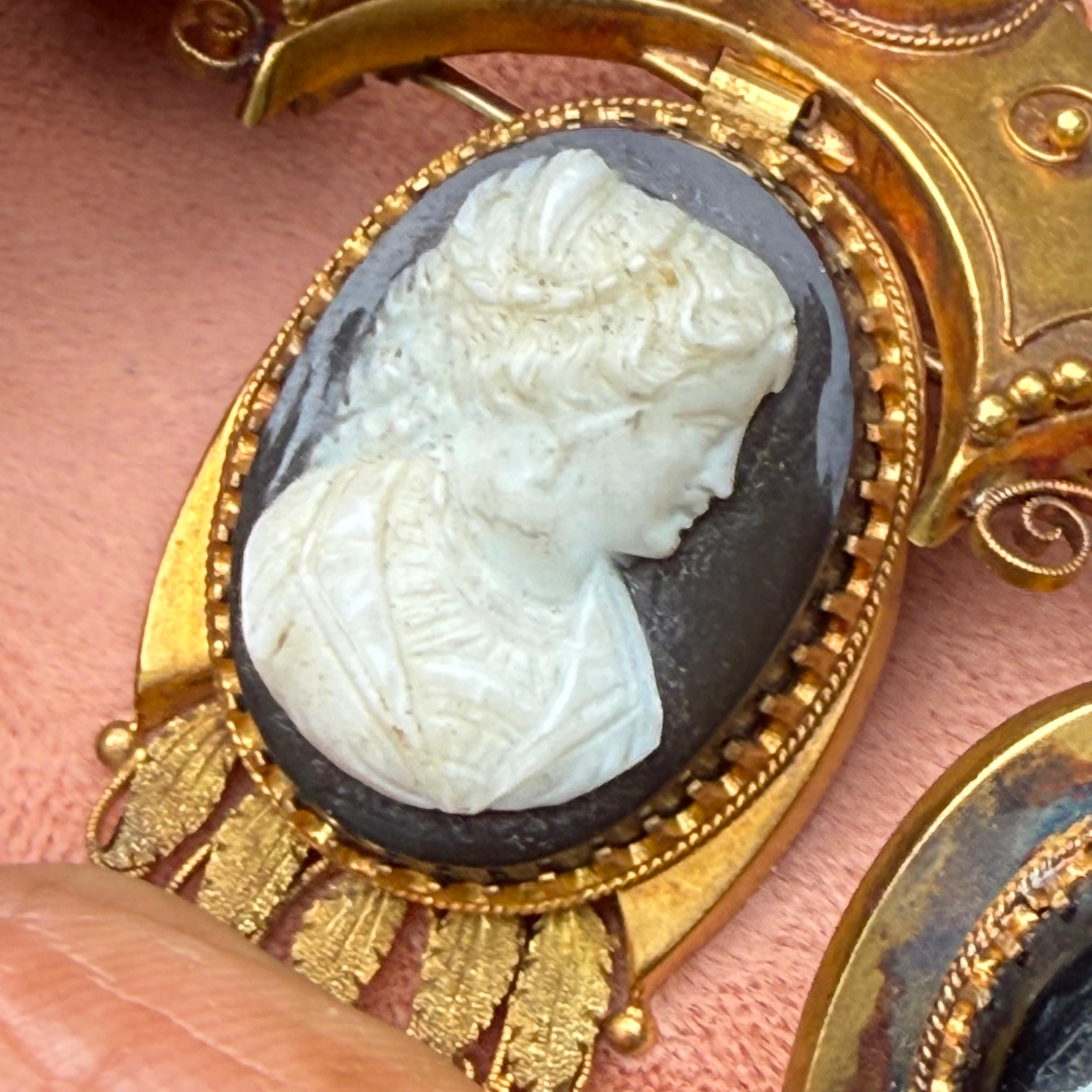 Victorian Hard Stone Cameo Drop Earrings Pin Brooch Set For Sale 11