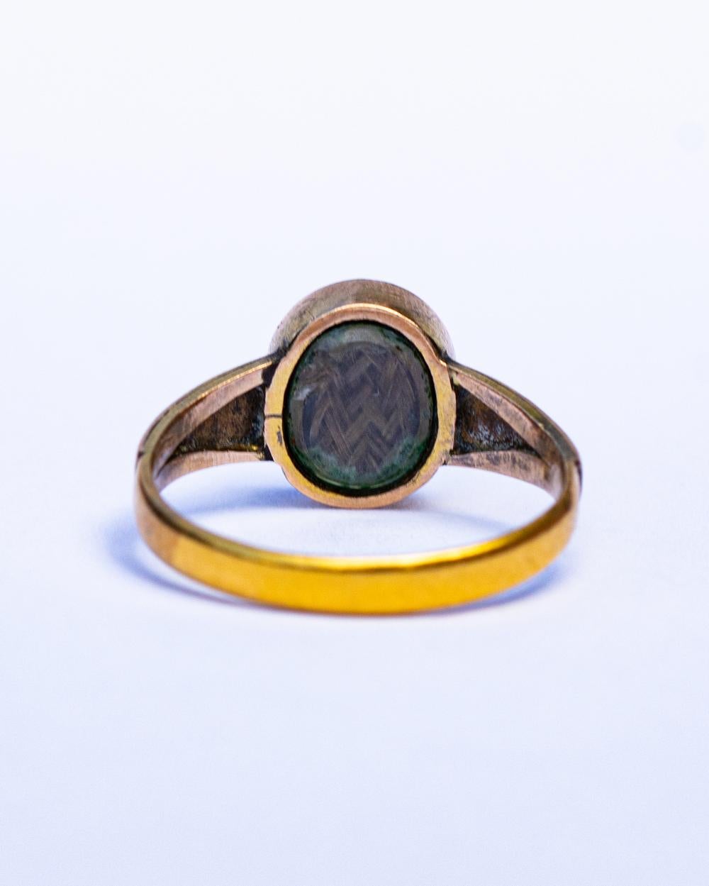 Victorian Hard Stone Memorial Ring In Excellent Condition In Chipping Campden, GB