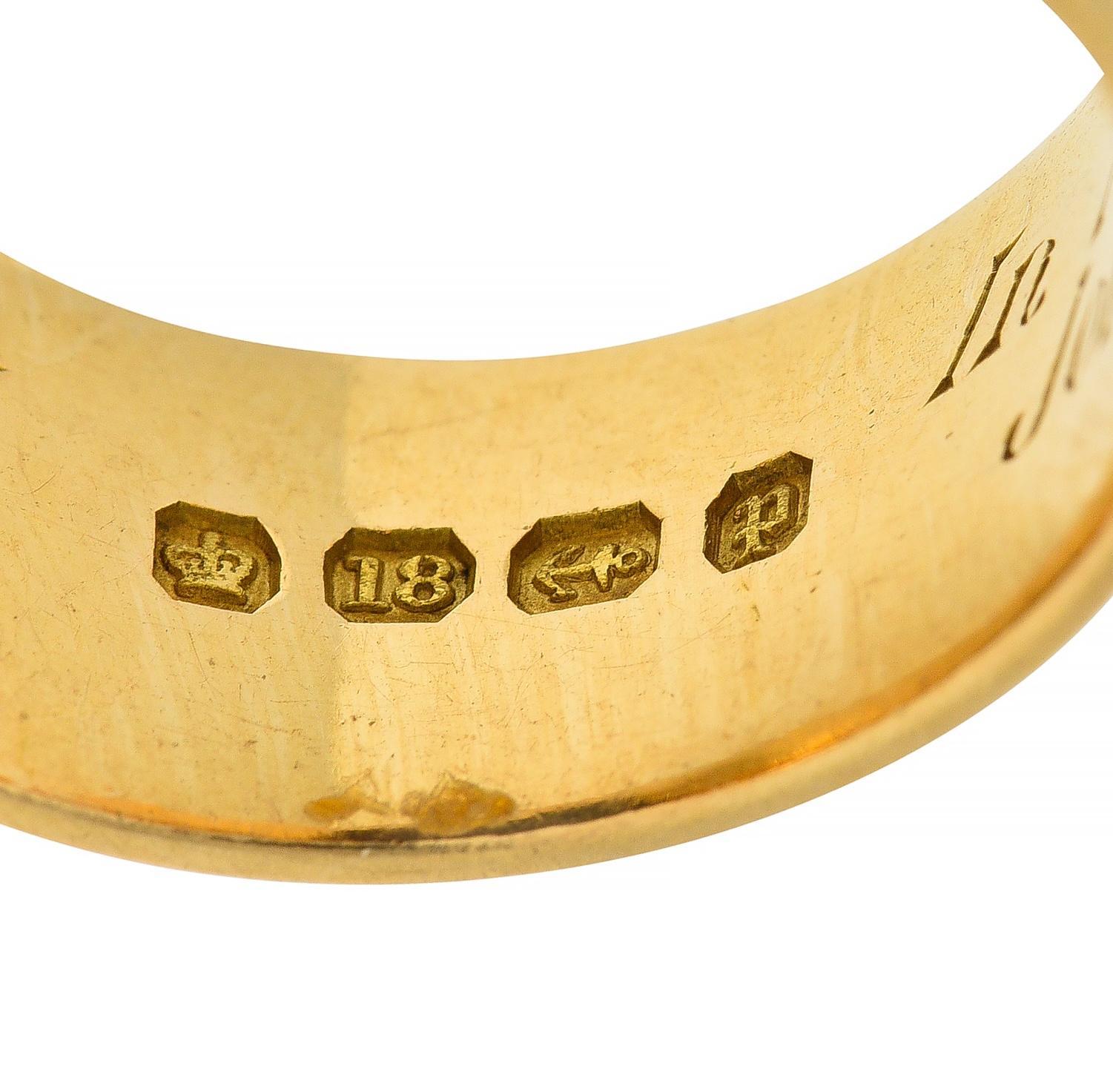 Victorian Hardstone Intaglio 18 Karat Yellow Gold Griffin Unisex Signet Ring For Sale 6