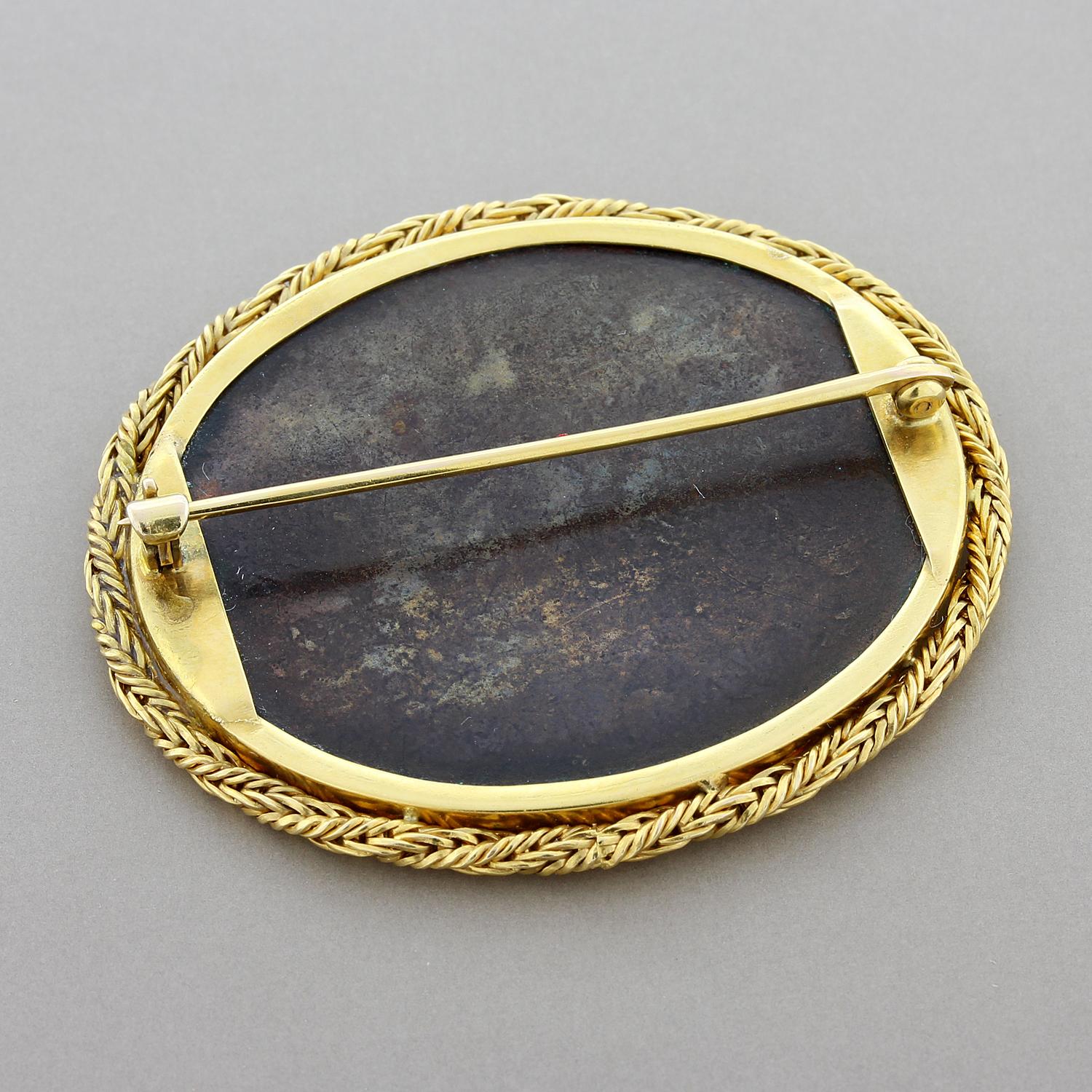 Women's or Men's Victorian Hardstone Micro Mosaic Gold Brooch