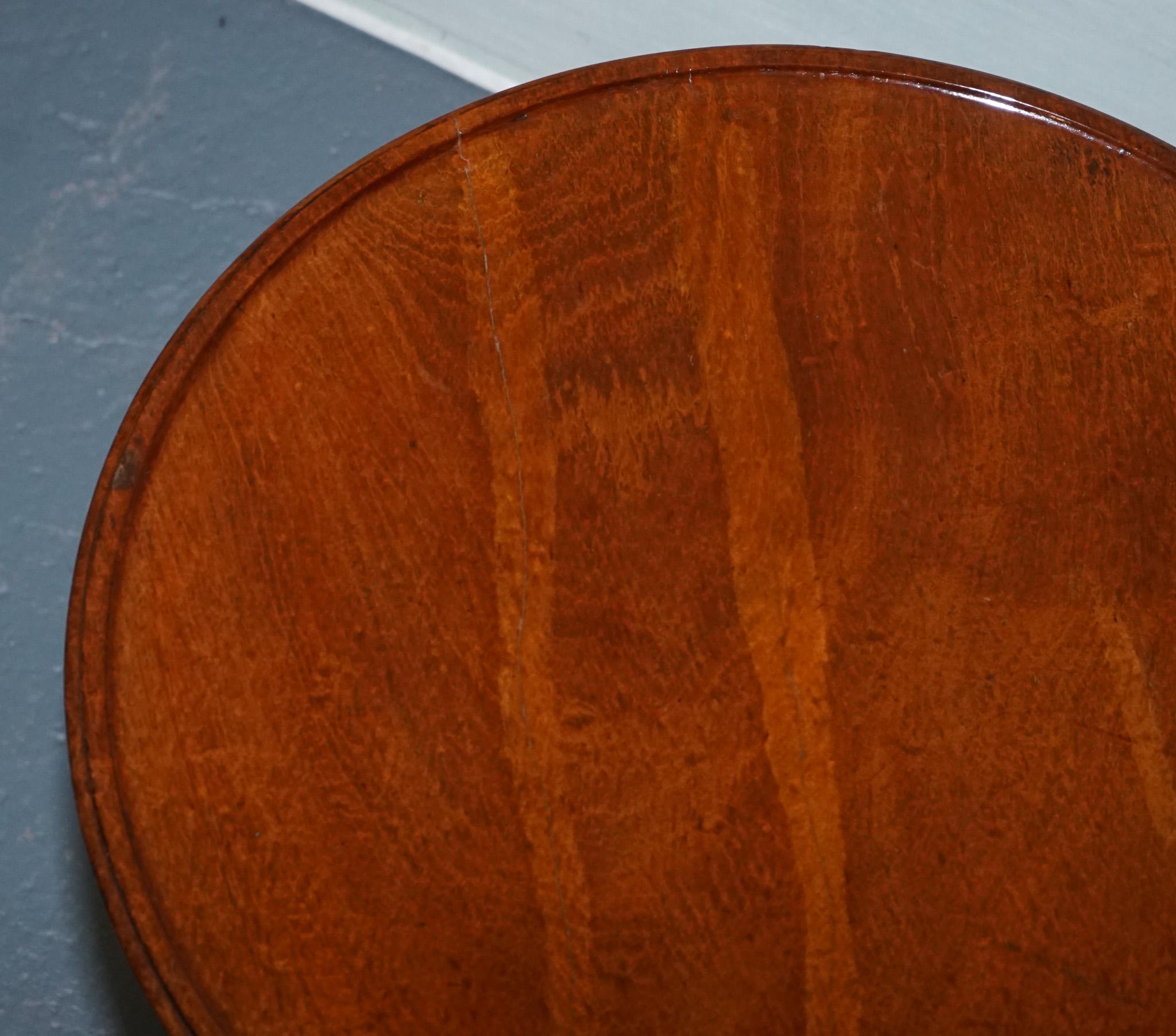 VICTORIAN HARDWOOD TILT TOP TRIPOD TABLE ROUND SIDE OR WiNE TABLE For Sale 1