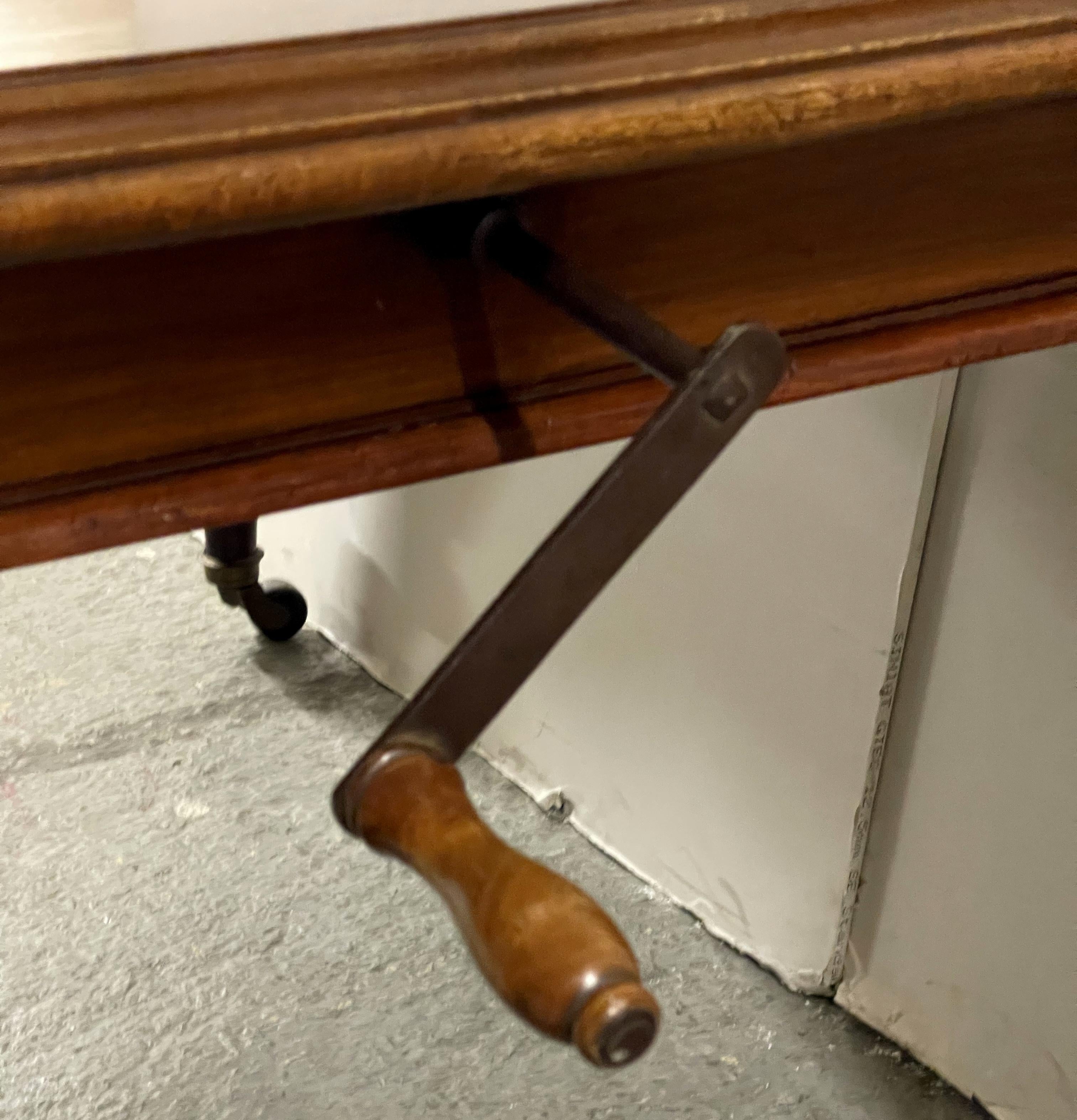 Victorian Hardwood Wind Out Extending Dining Table with Fluted Legs and Castors 5