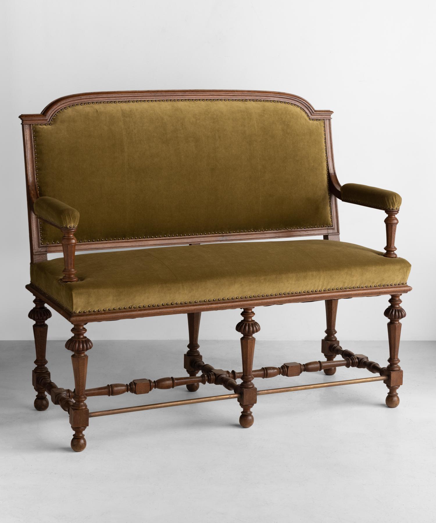 Victorian high bench, circa 1900.

Handsome bench with carved wooden frame, newly upholstered in Linwood velvet.
