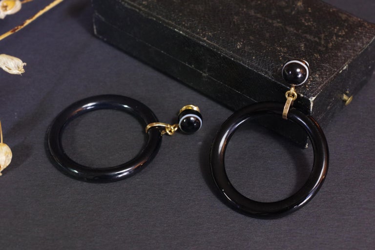 Cabochon Victorian Hoop Onyx Earrings in Yellow Gold, Mourning Earrings For Sale
