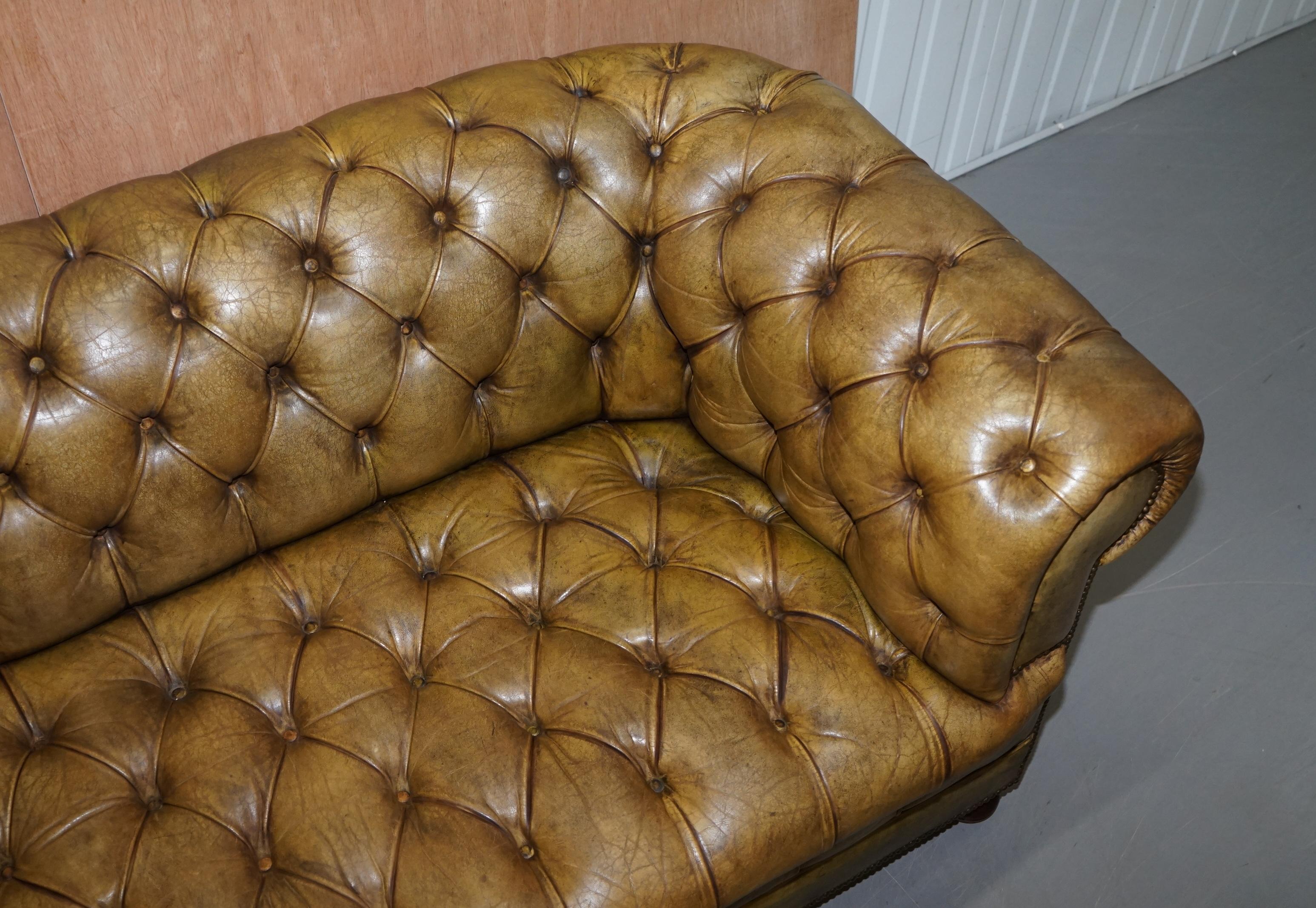 English Victorian Horse Hair Green Hand Dyed Leather Chesterfield Fully Button Base Sofa For Sale
