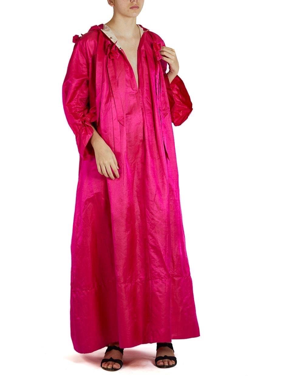 Women's Victorian Hot Pink Silk & Cotton Sateen Hooded House Dress With Ribbons For Sale