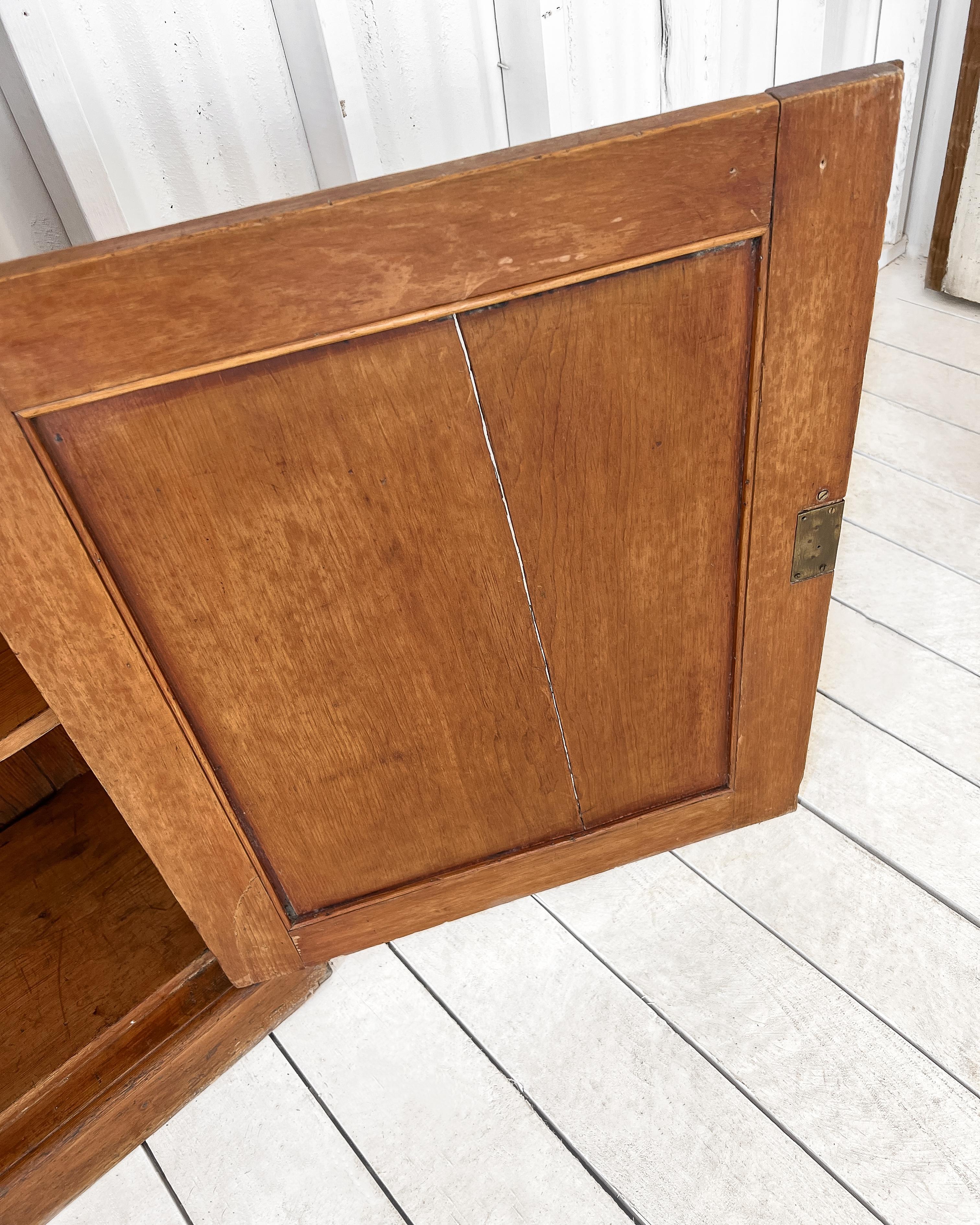 Victorian Hutch with Glass Upper 11