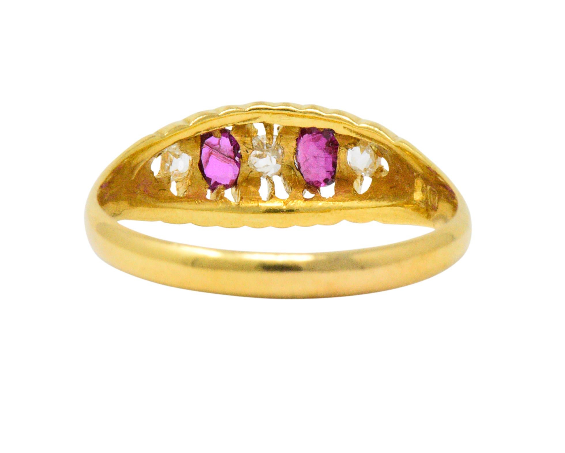 Women's or Men's Victorian H.W.L. 0.40 Carat Diamond Ruby 18 Karat Gold Ring