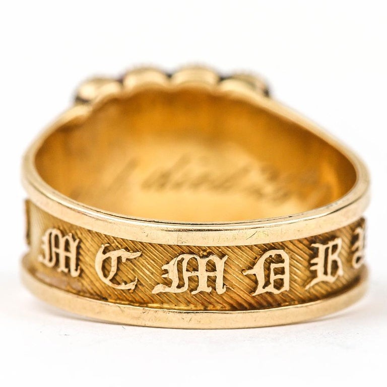 Victorian In Memory Of 18k Gold, Black Enamel and Pearl Mourning Ring circa 1885 In Good Condition For Sale In Lancashire, Oldham
