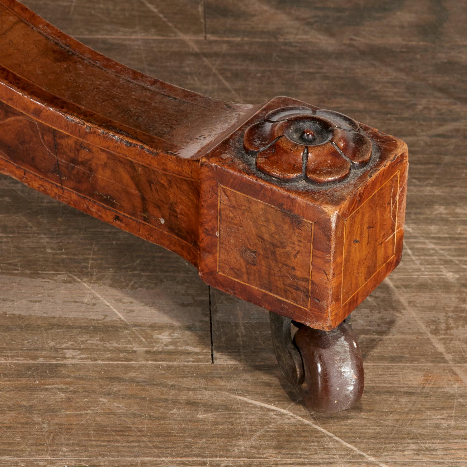 Hand-Crafted Victorian Inlaid Burr Walnut Tilt Top Oval Breakfast Table Ex. Diamond Baratta