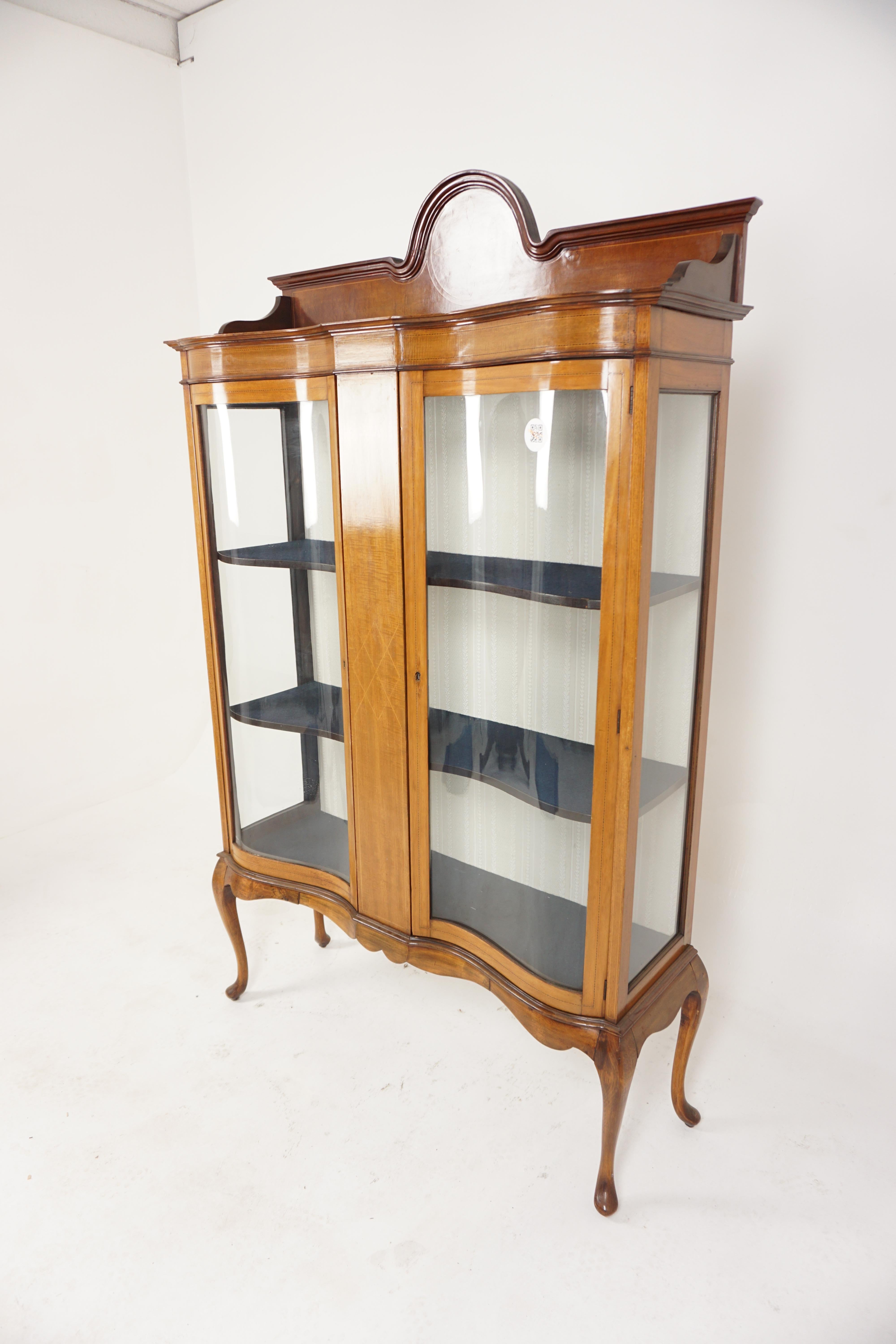Antique Victorian inlaid walnut display cabinet, China cabinet, Scotland 1900, H076

Scotland 1900
Solid Walnut + Veneers
Original Finish

3 Quarter inlaid gallery on top
Below a pair of curved glass doors
Interior 2 lined shelves
Glass sides
All