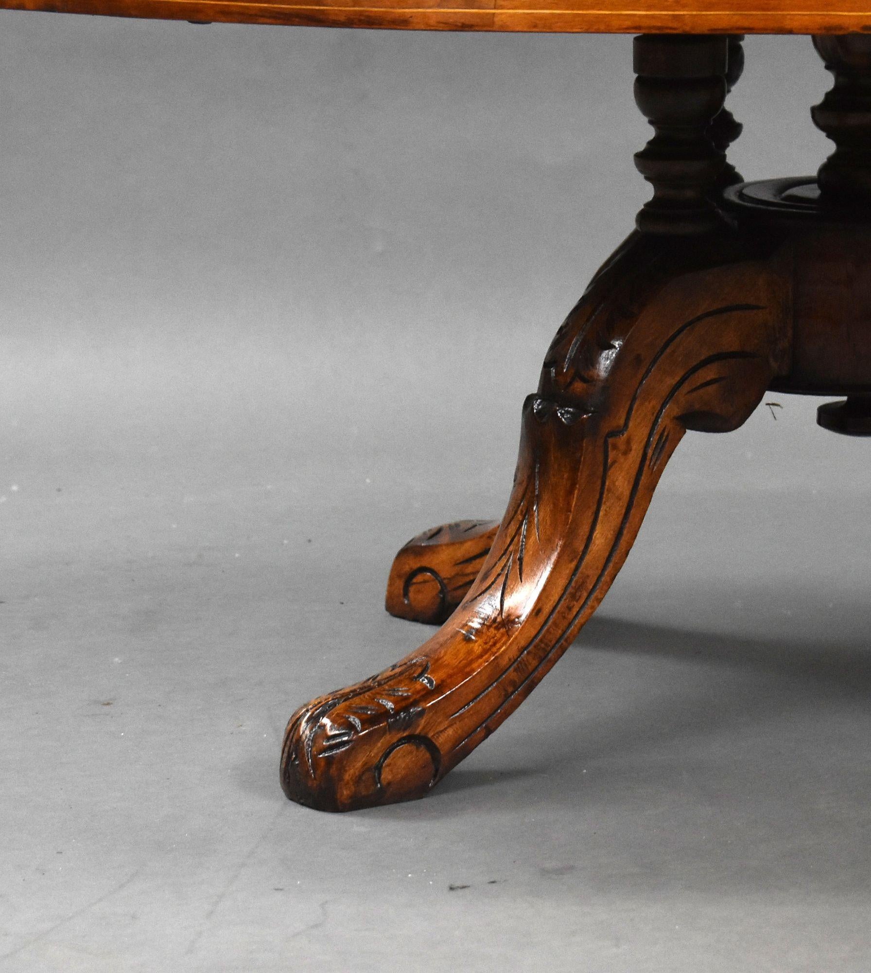 Victorian Inlaid Walnut Oval Coffee Table In Good Condition In Chelmsford, Essex