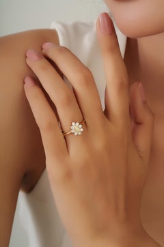 Anillo con diseño de racimo de flores de diamantes amarillos de estilo victoriano, en oro amarillo de 14 quilates