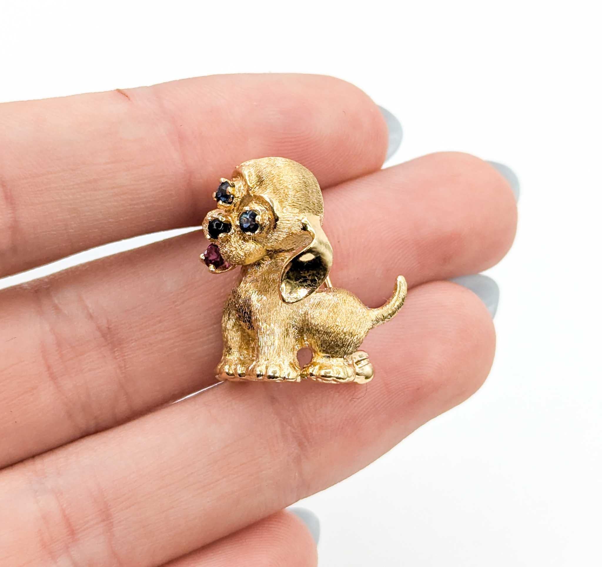 Taglio rotondo Spilla in oro giallo 14k e rubino di ispirazione vittoriana in vendita