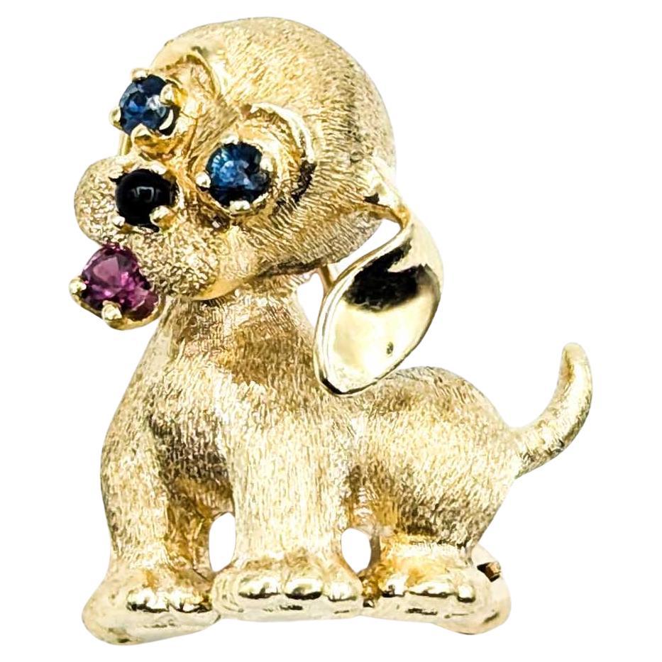 Spilla in oro giallo 14k e rubino di ispirazione vittoriana in vendita