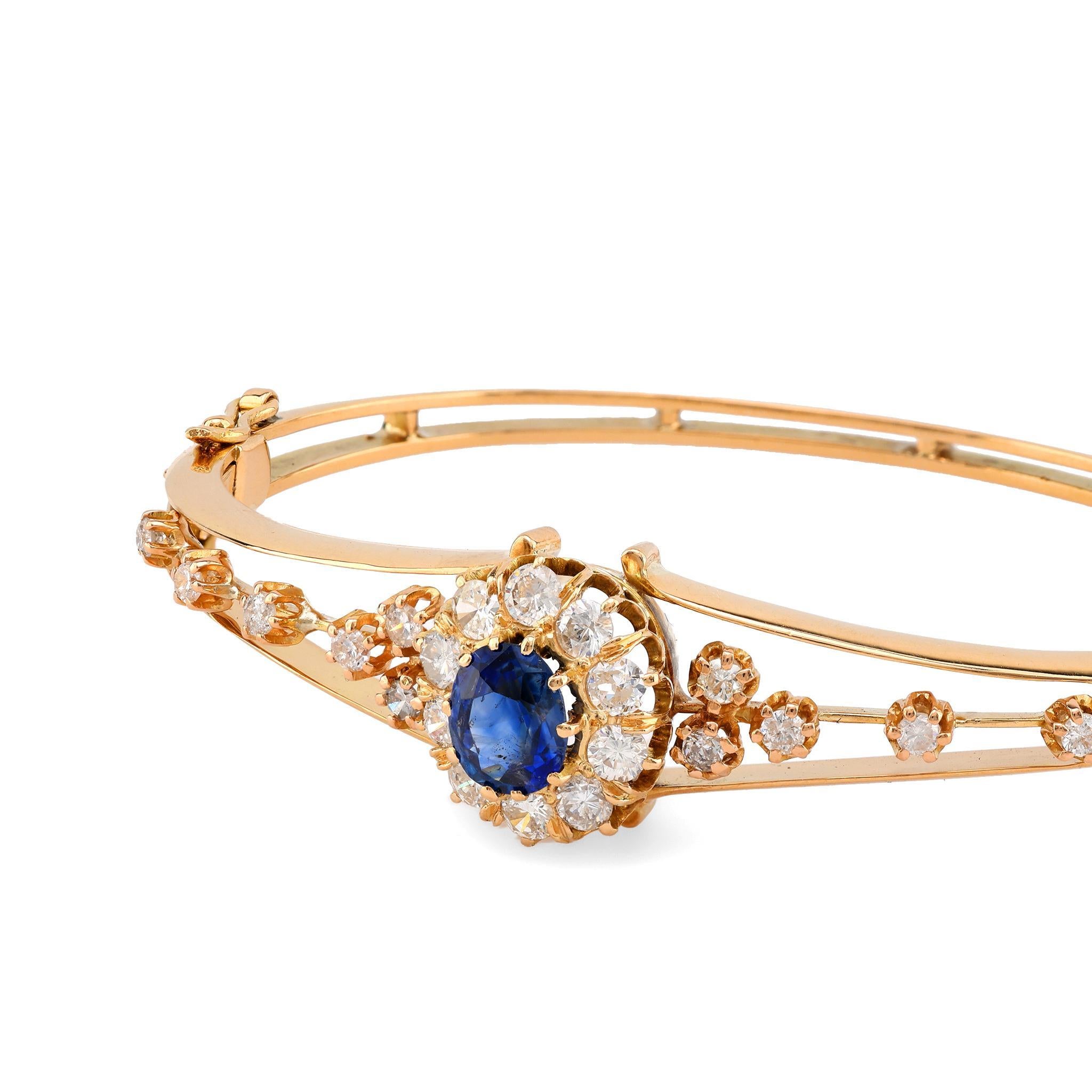 Viktorianischer inspirierter Saphir-Diamant-Armreif aus 18 Karat Gelbgold (Ovalschliff)