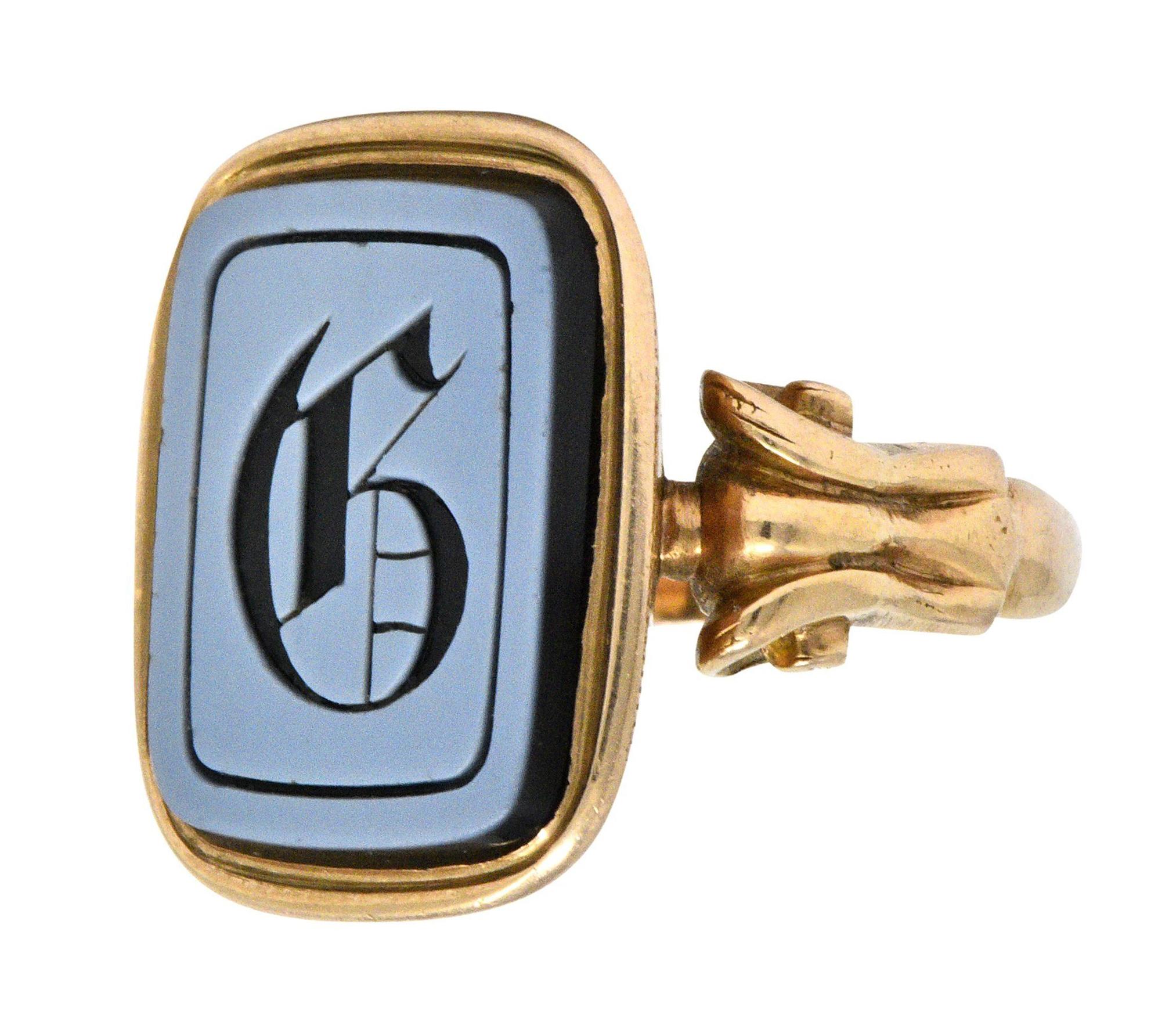 Victorian Intaglio Hardstone 14 Karat Gold Lettered Unisex Signet Ring 3