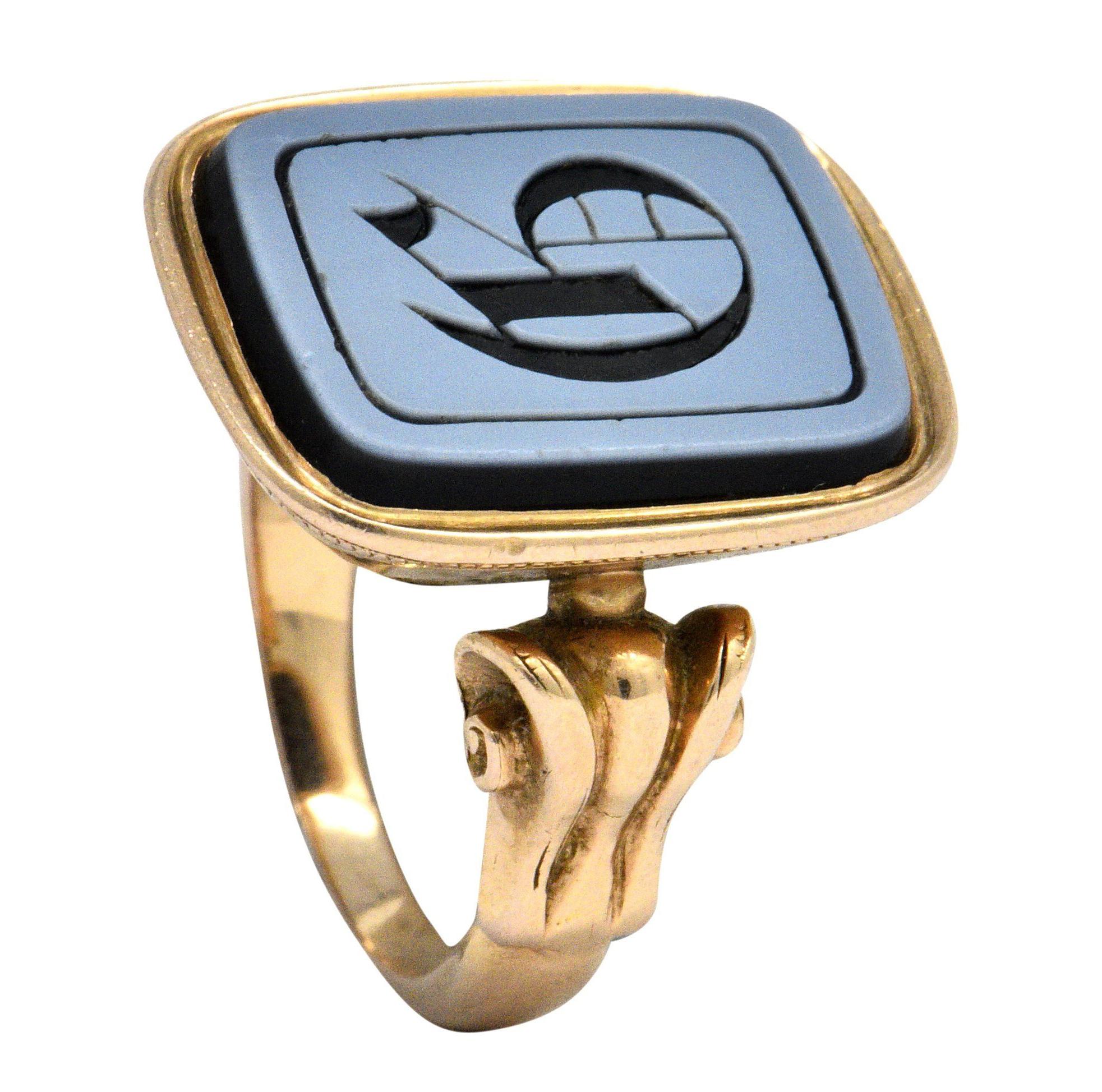Victorian Intaglio Hardstone 14 Karat Gold Lettered Unisex Signet Ring 5