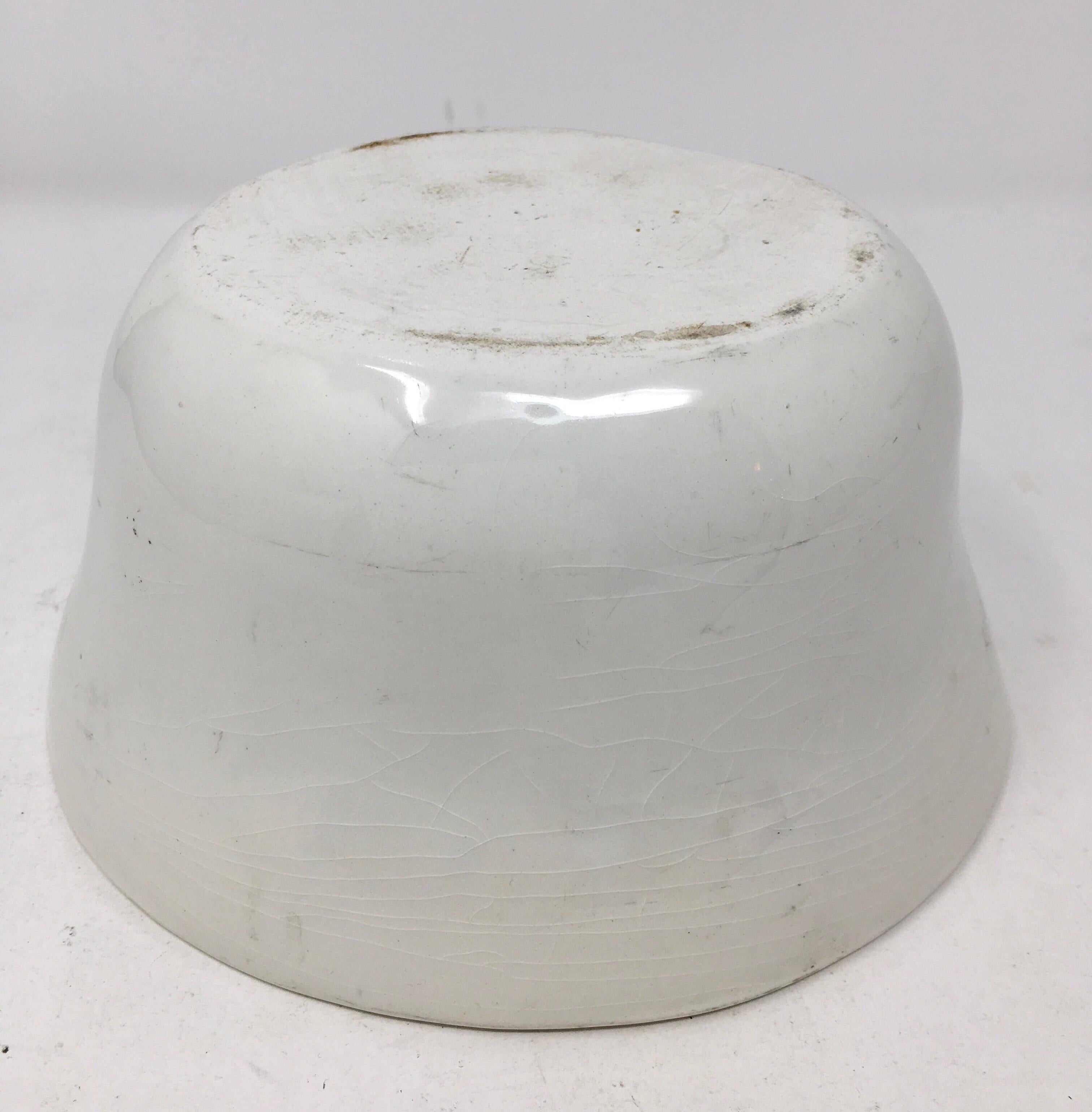 Victorian Ironstone Jelly Mold In Good Condition In Houston, TX