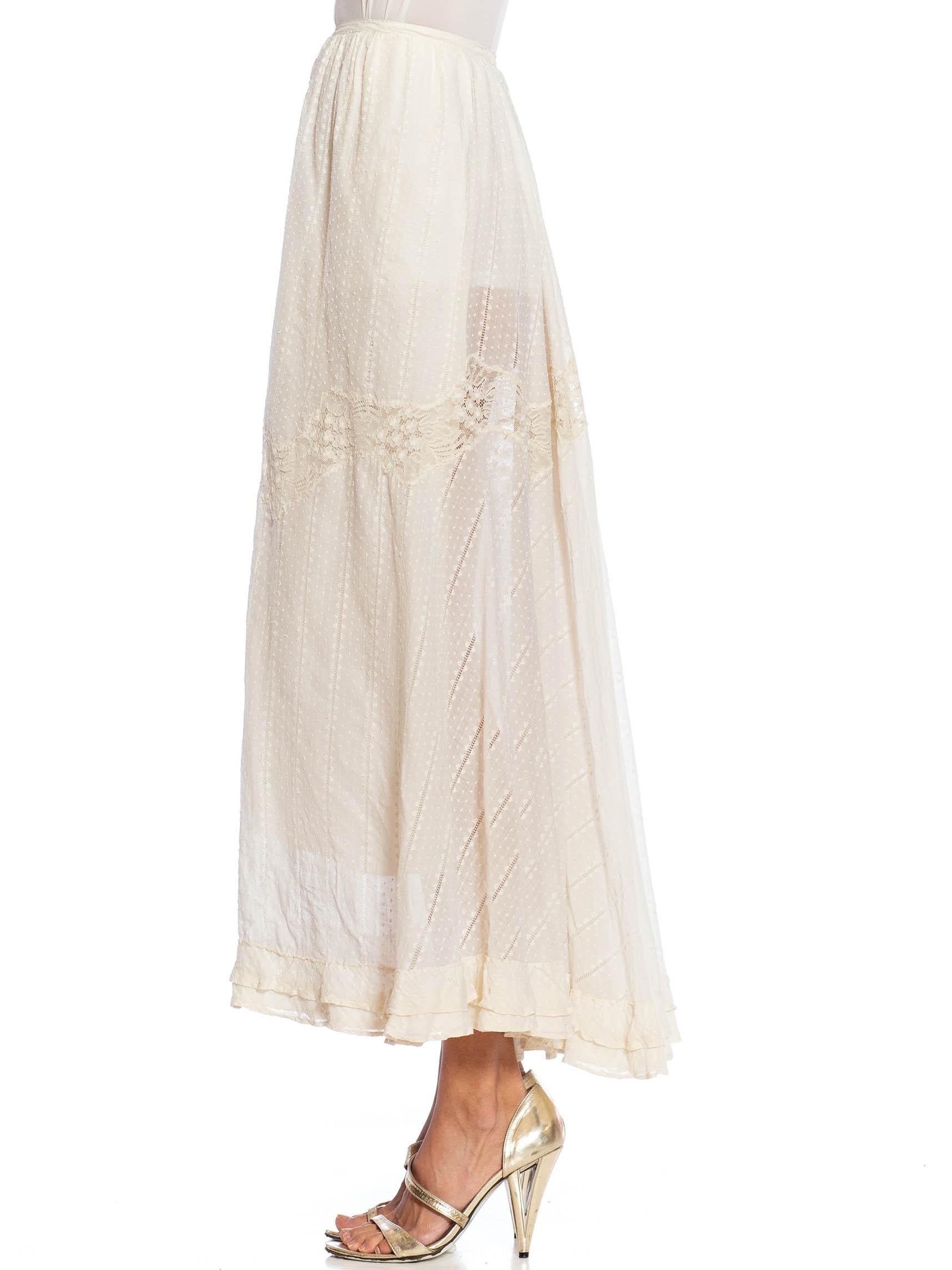 Victorian Ivory Organic Cotton & Lace Trimmed Skirt In Excellent Condition For Sale In New York, NY