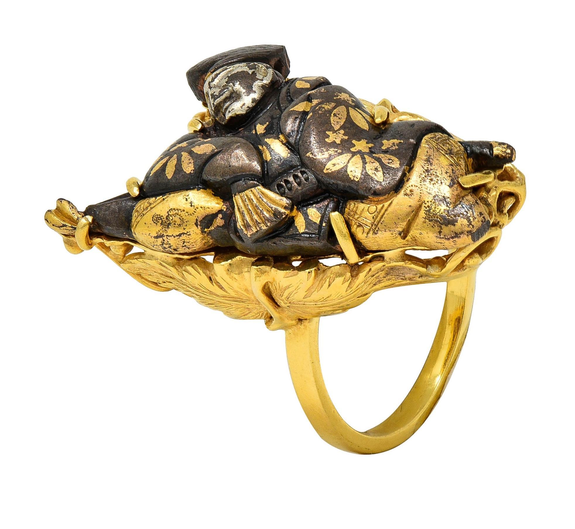 Victorian Japanese Shakudo 14 Karat Yellow Gold Lounging Man Antique Ring For Sale 5