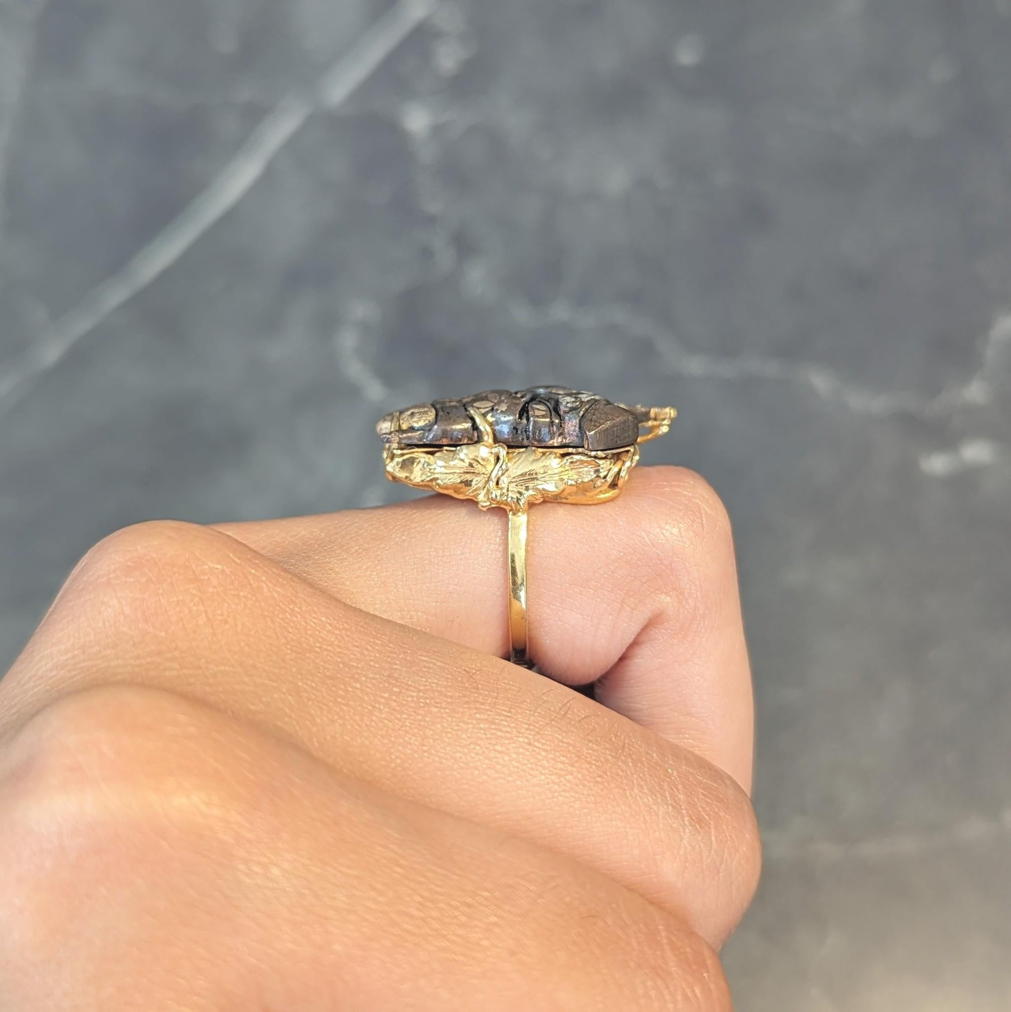 Victorian Japanese Shakudo 14 Karat Yellow Gold Lounging Man Antique Ring For Sale 12