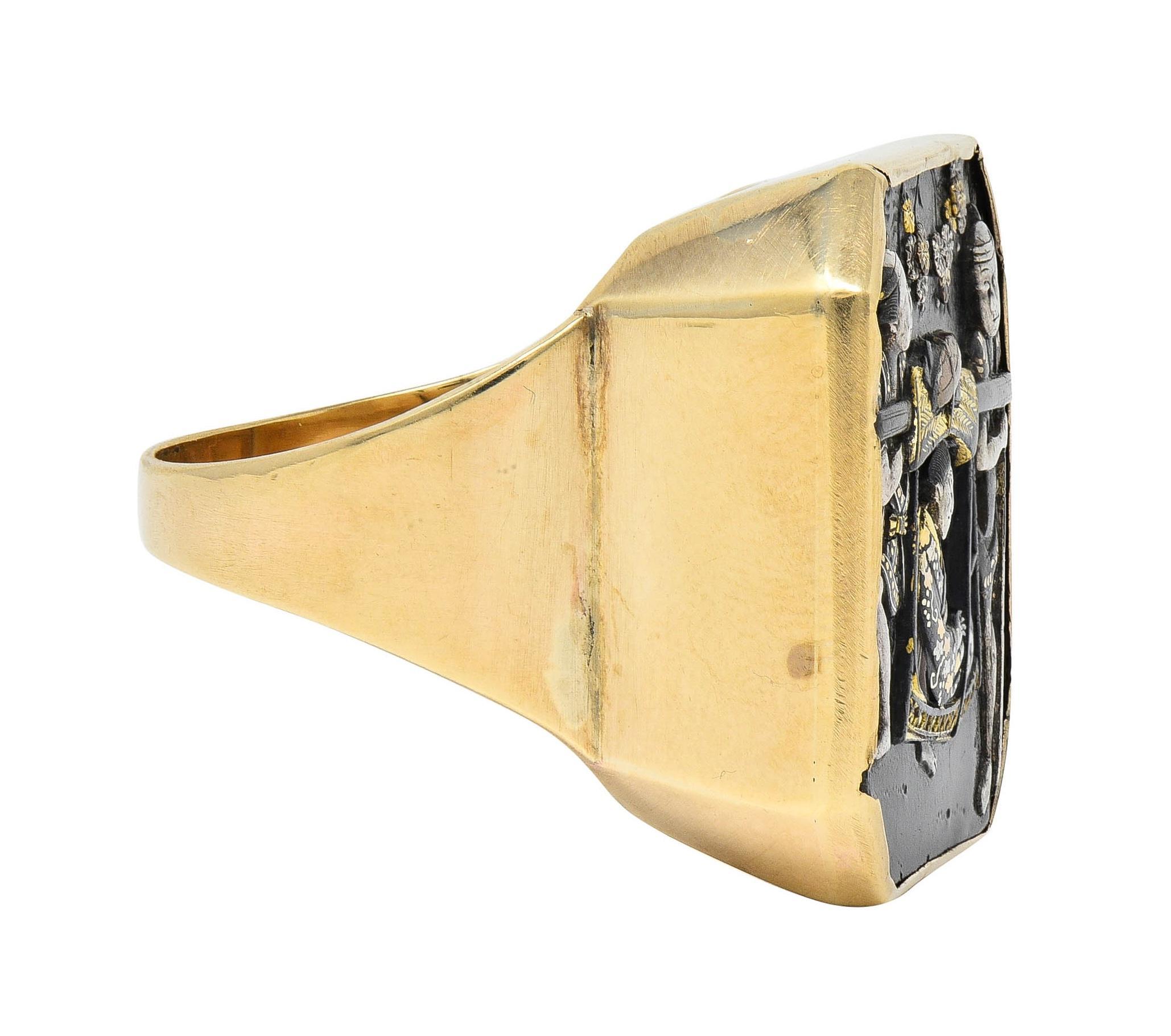 Women's or Men's Victorian Japanese Shakudo 14 Karat Yellow Gold Travelers Antique Ring For Sale