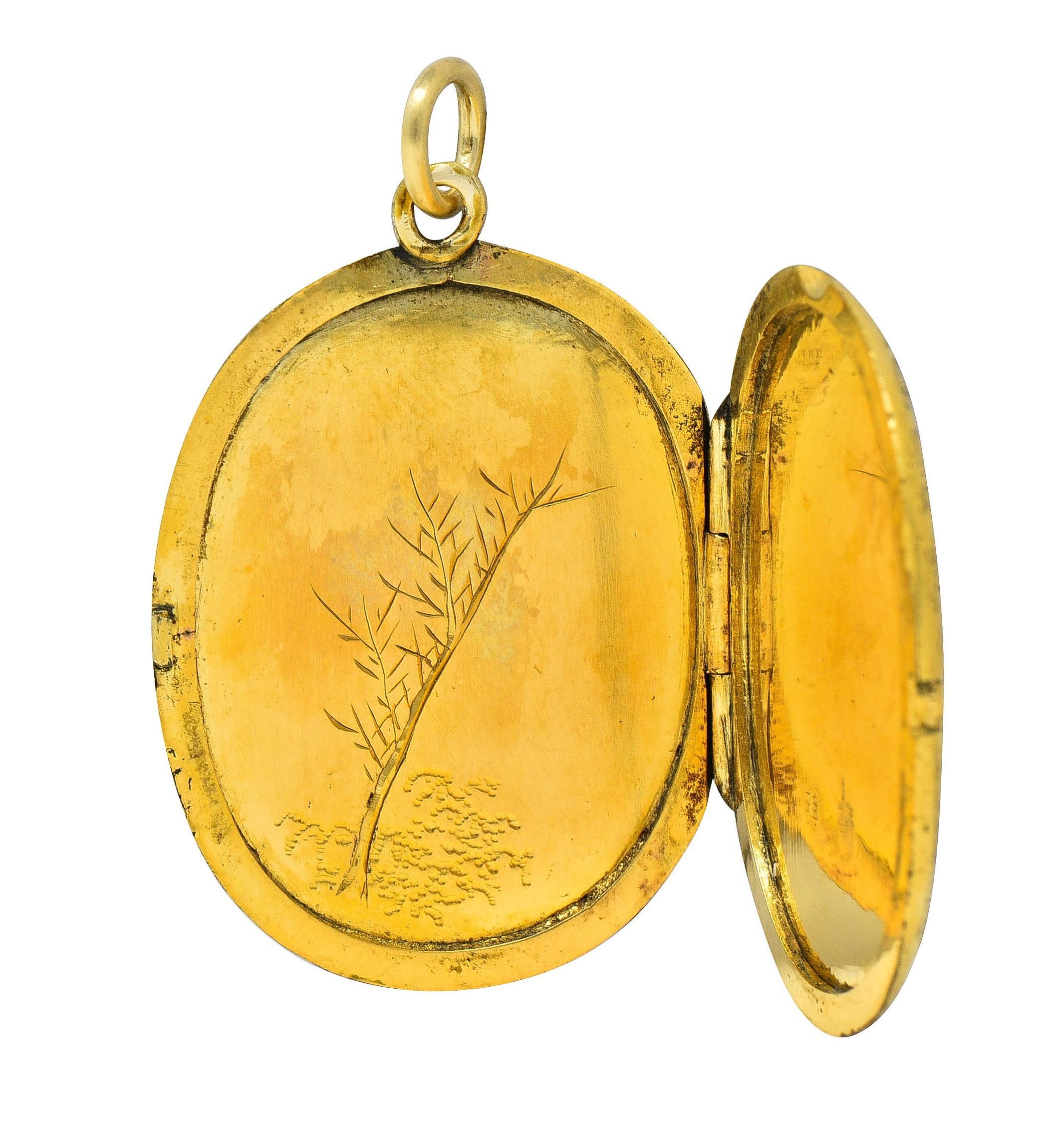 Victorian Japanese Shakudo 18 Karat Yellow Gold Antique Portrait Locket Pendant For Sale 3
