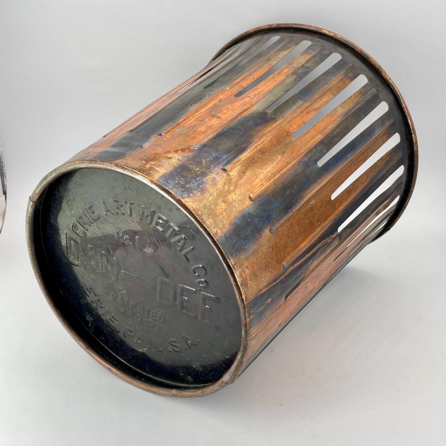 Victorian Japanned Copper Office Trash Can Wastebasket Industrial Revolution In Good Condition In Hyattsville, MD