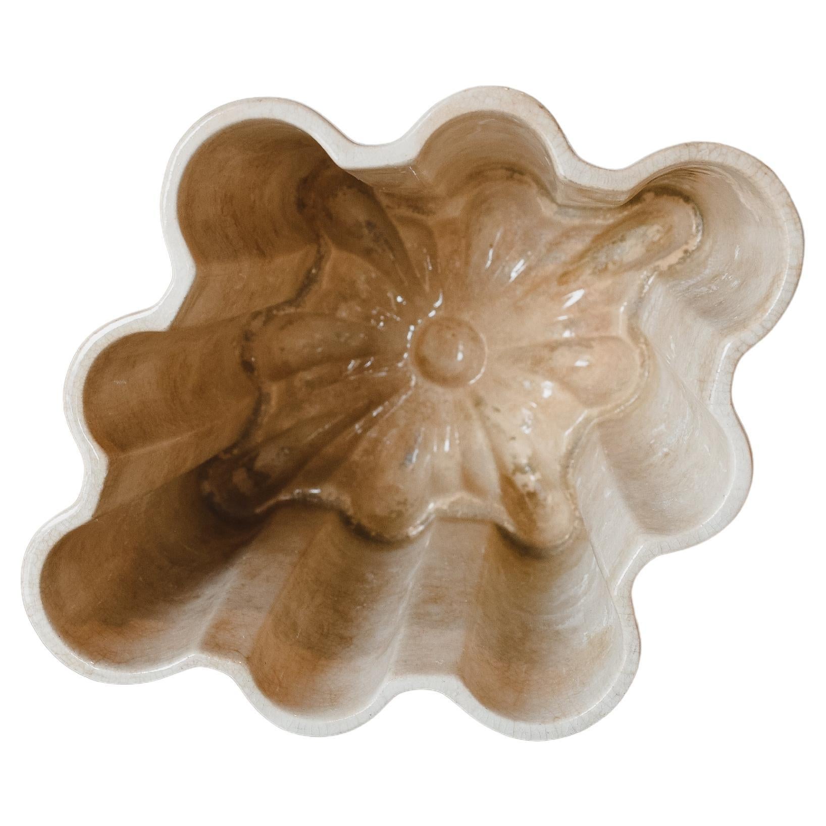 Victorian Jelly Mold with Shelley England Stamp