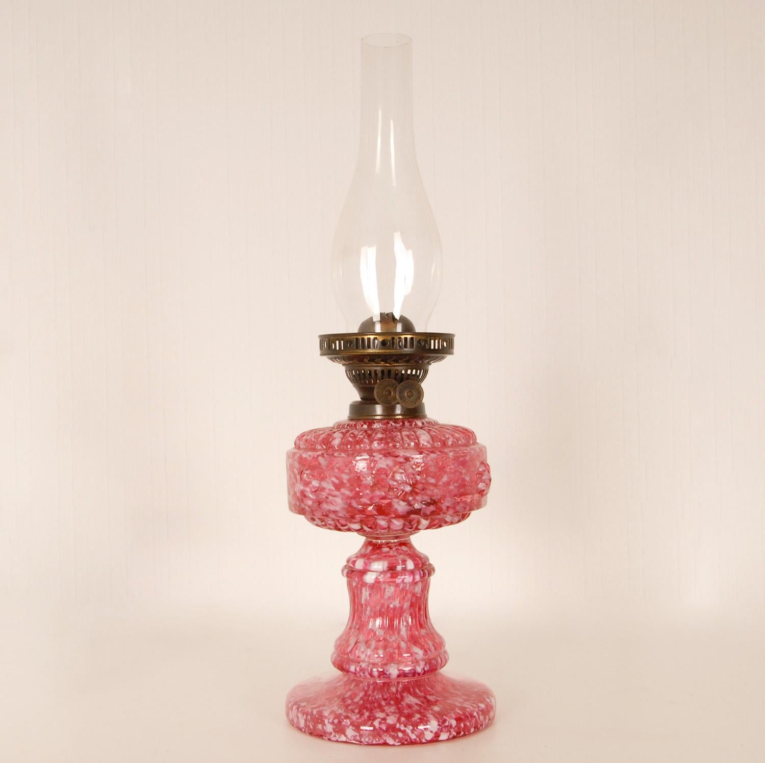 Hand-Crafted Victorian Kerosene Lamp Oil Lamp Pink and White Blown Spatter Glass Table Lamp For Sale