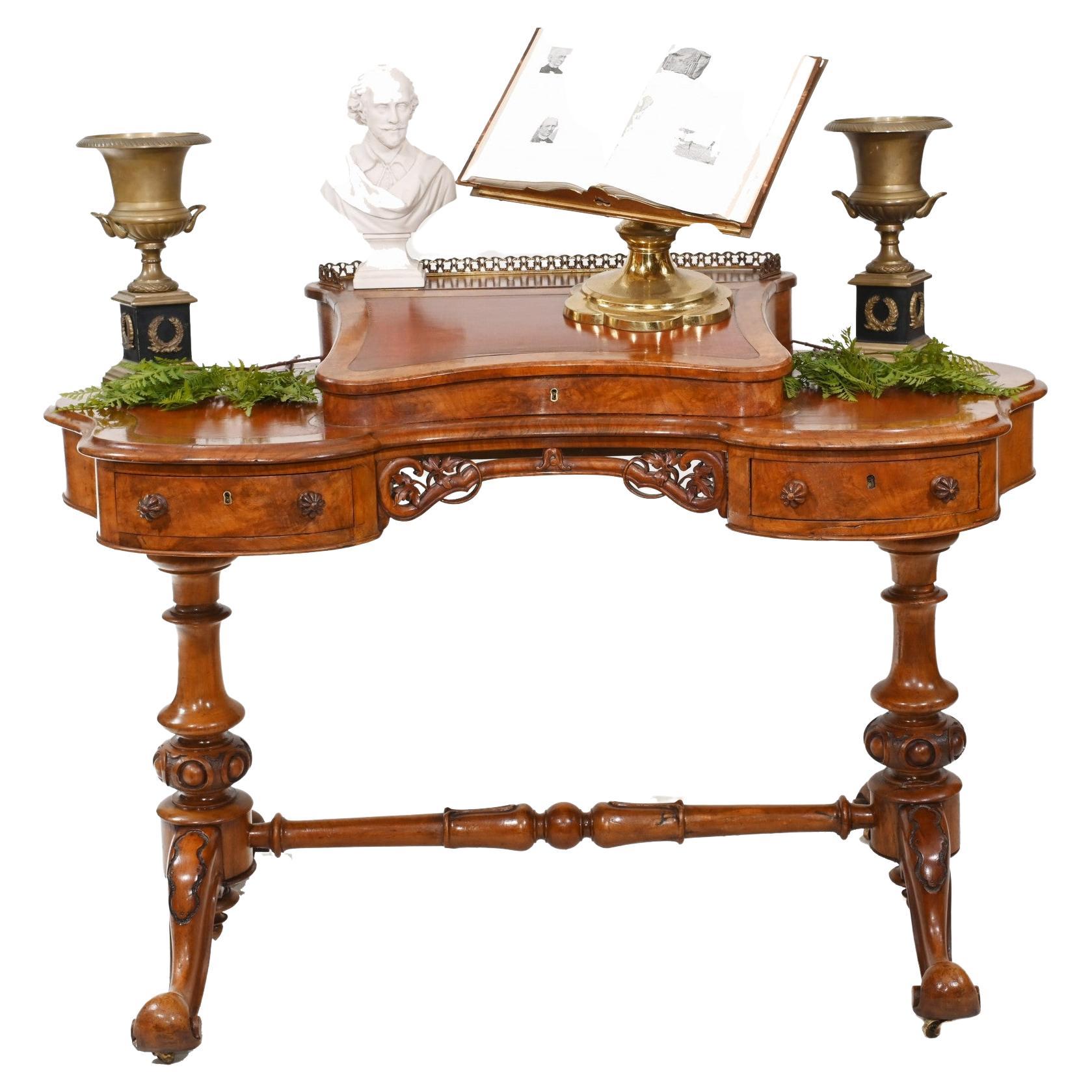 Victorian Kidney Desk Walnut Writing Table, 1850 For Sale