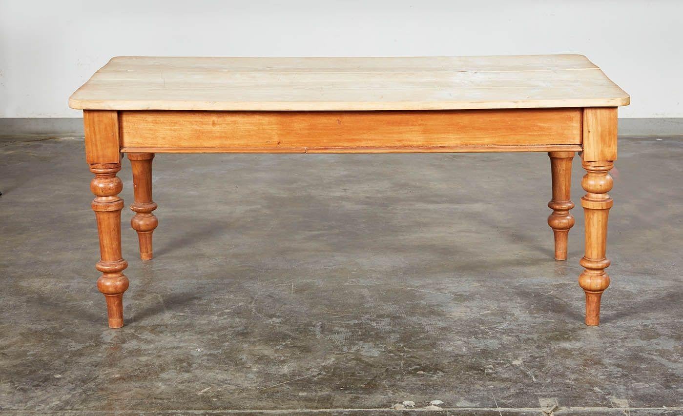Bouleau Table de travail de cuisine victorienne en vente