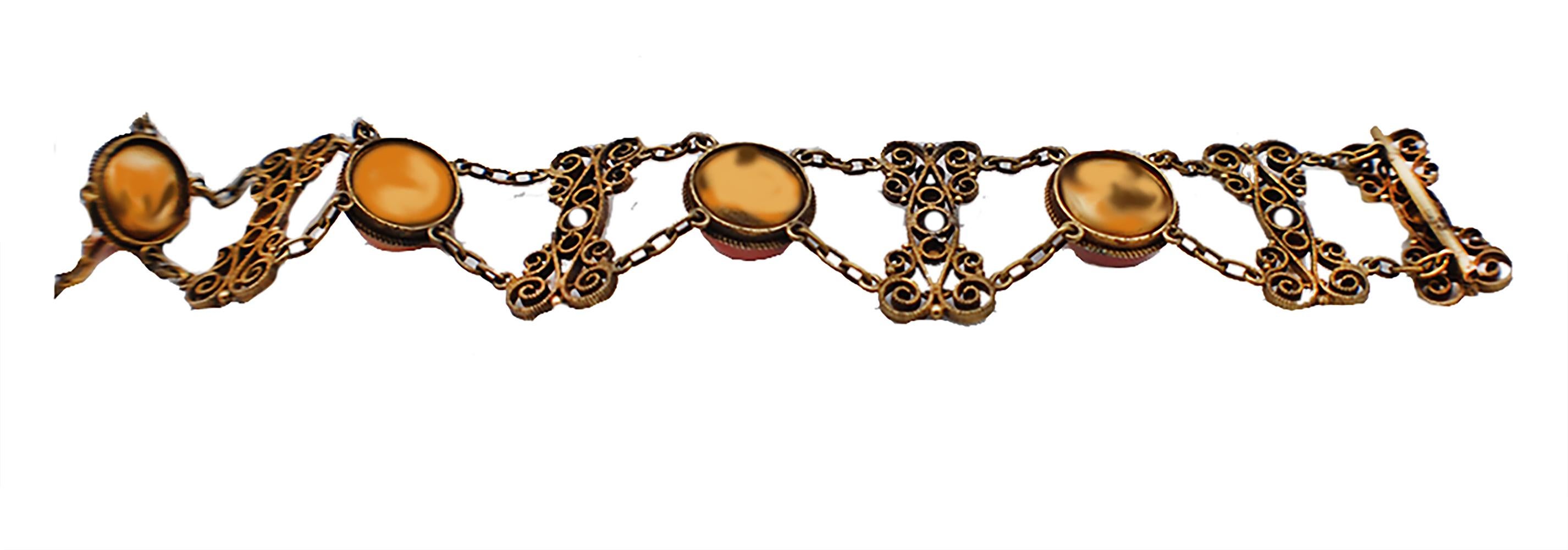 Early Victorian Victorian Coral and Pearl Bracelet Yellow Gold For Sale