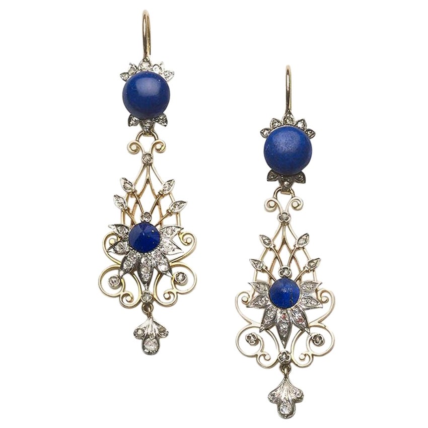 Pendants d'oreilles victoriens en lapis-lazuli et filigrane de diamants en vente