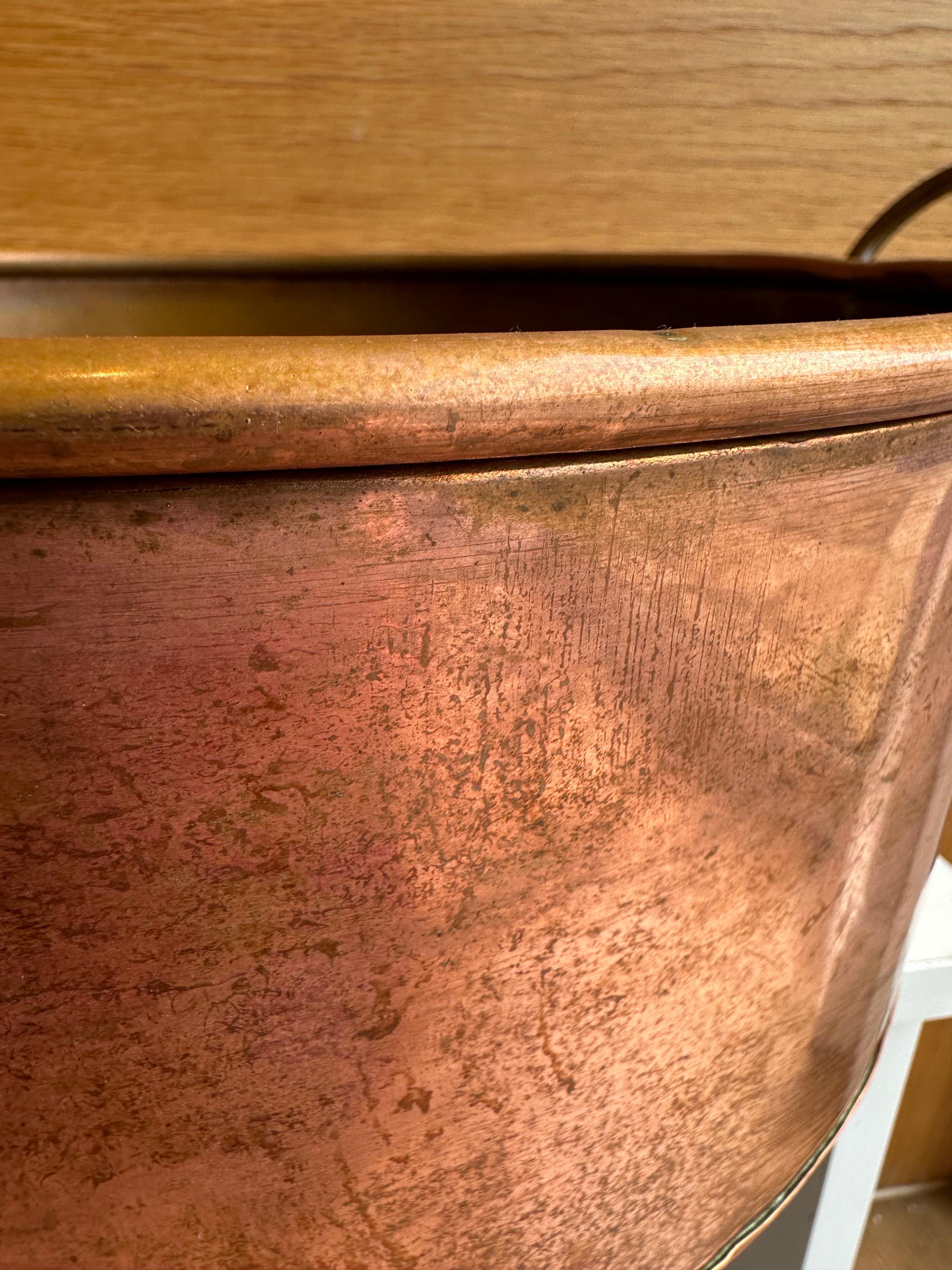 Großer viktorianischer Kupfer-Keramiktopf, 19. Jahrhundert  im Angebot 5