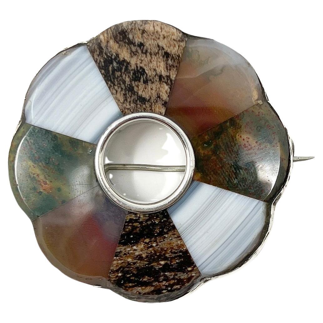 Broche victorienne de la fin des années 1800, spécimen d'agate écossaise antique