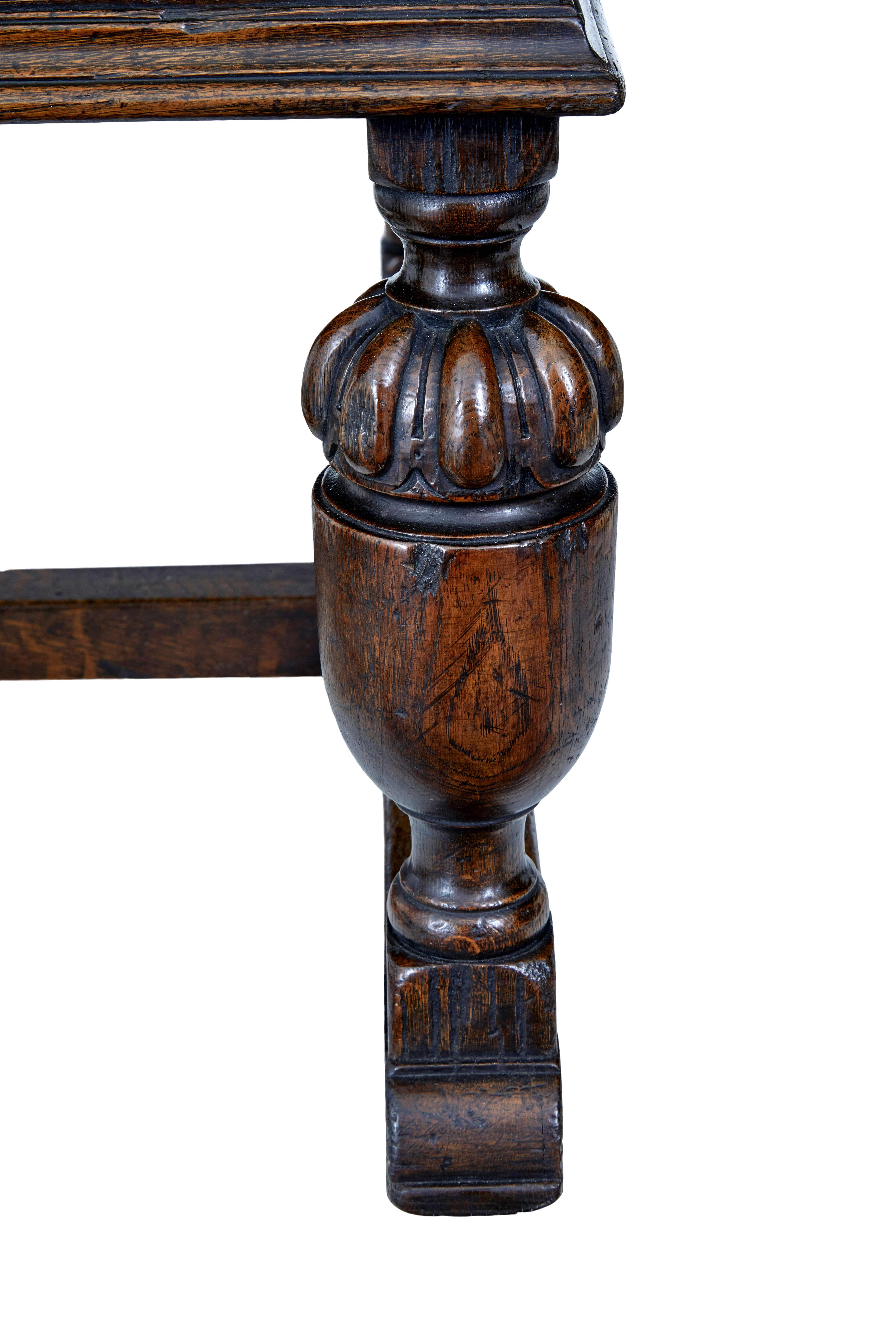 Oak Victorian late 19th century carved oak pedestal desk For Sale