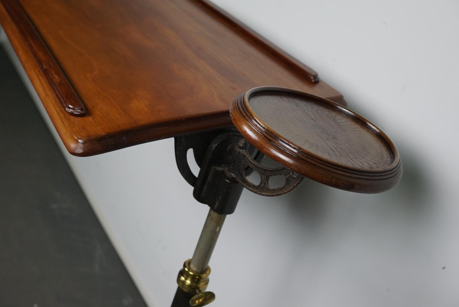 Victorian Late 19th Century Cast Iron Mahogany Reading Table In Good Condition In Nijmegen, NL
