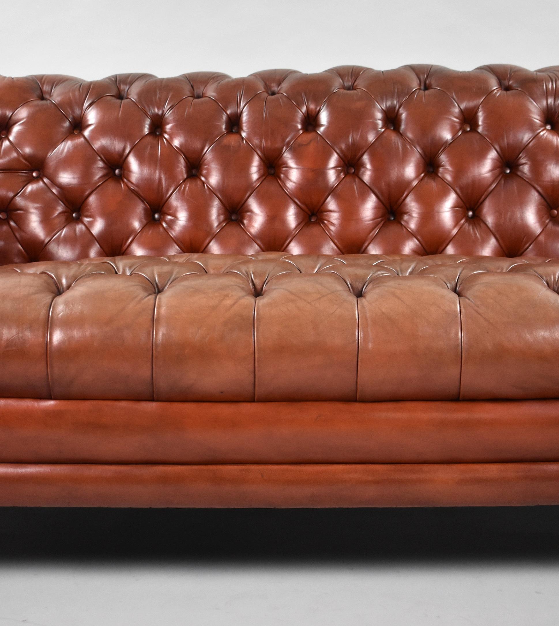 Victorian Style Leather Chesterfield Sofa In Good Condition In Chelmsford, Essex