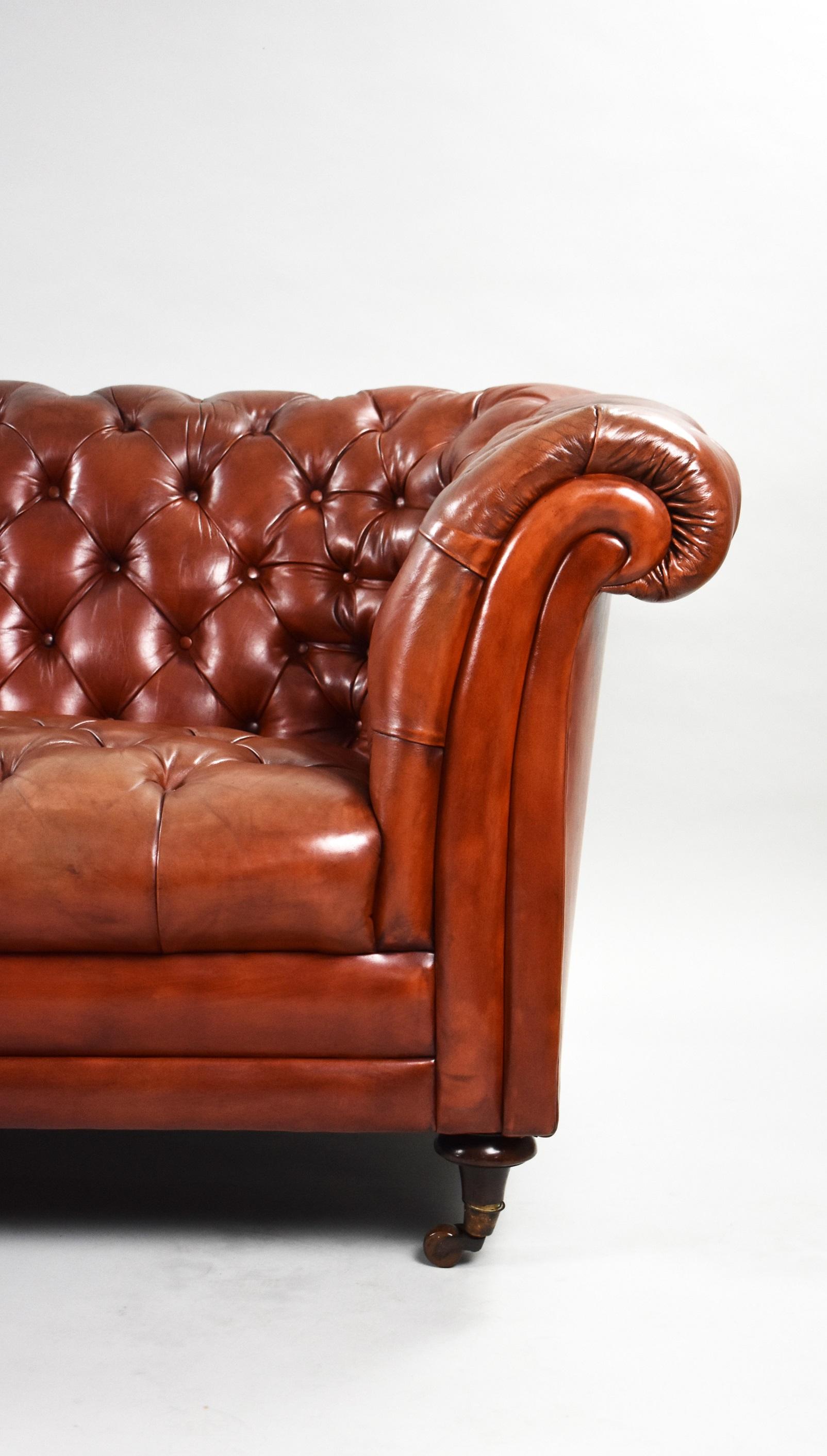 Victorian Style Leather Chesterfield Sofa 1