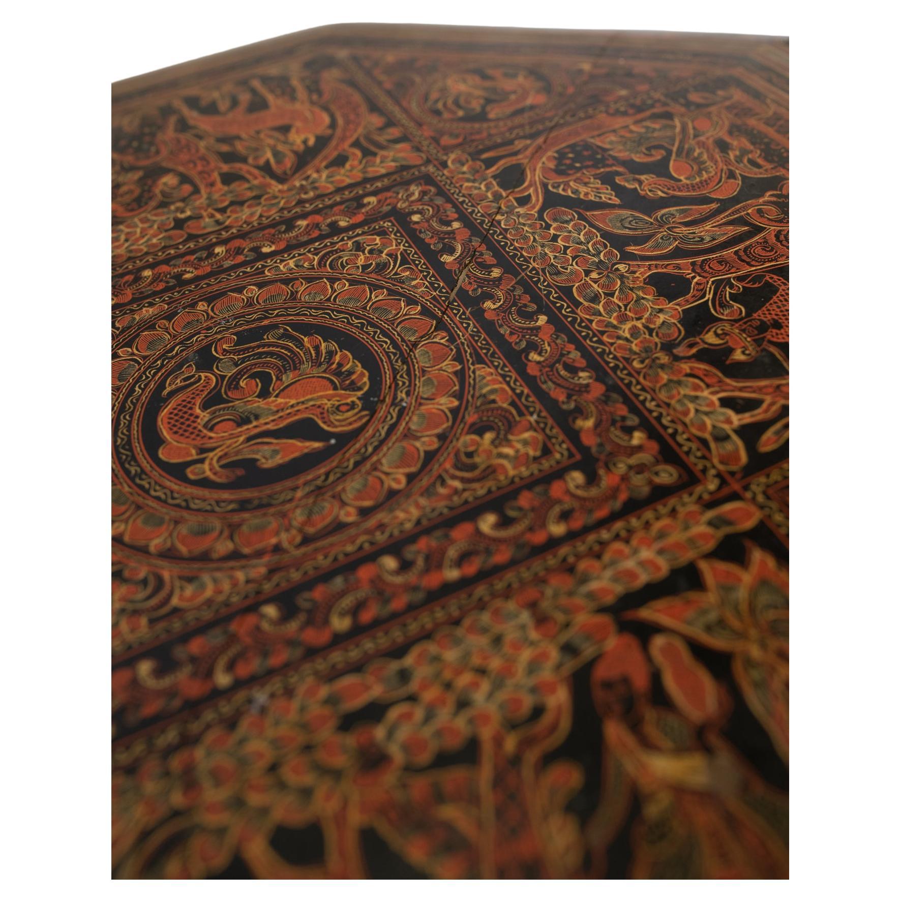 Victorien tardif Table à thé pliante de style oriental victorien Liberty of London avec peintures 1890s en vente