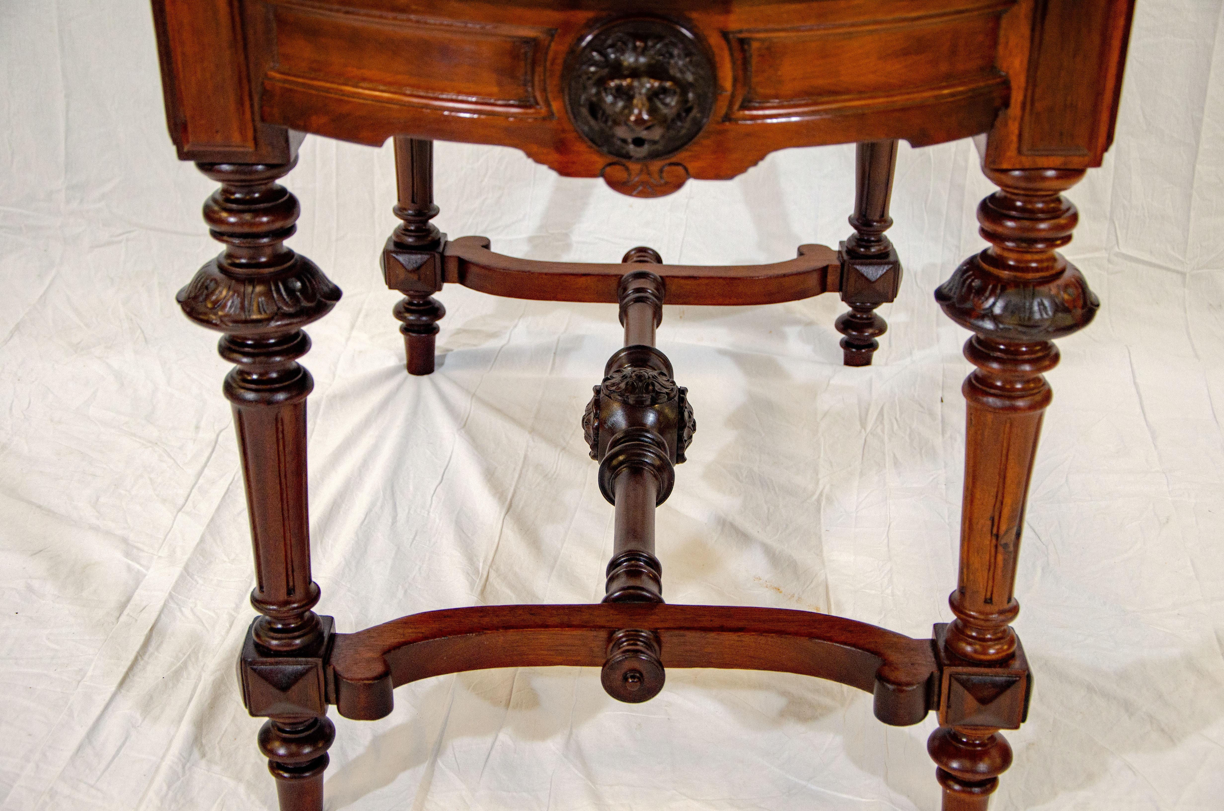 Victorian Library, Center or Occasional Table For Sale 10
