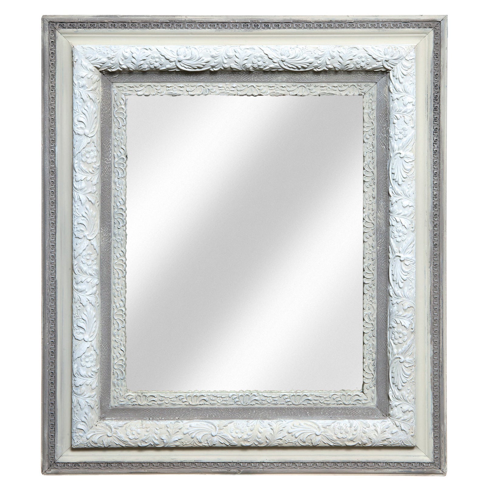 Specchio vittoriano in gesso e pino dipinto a mano