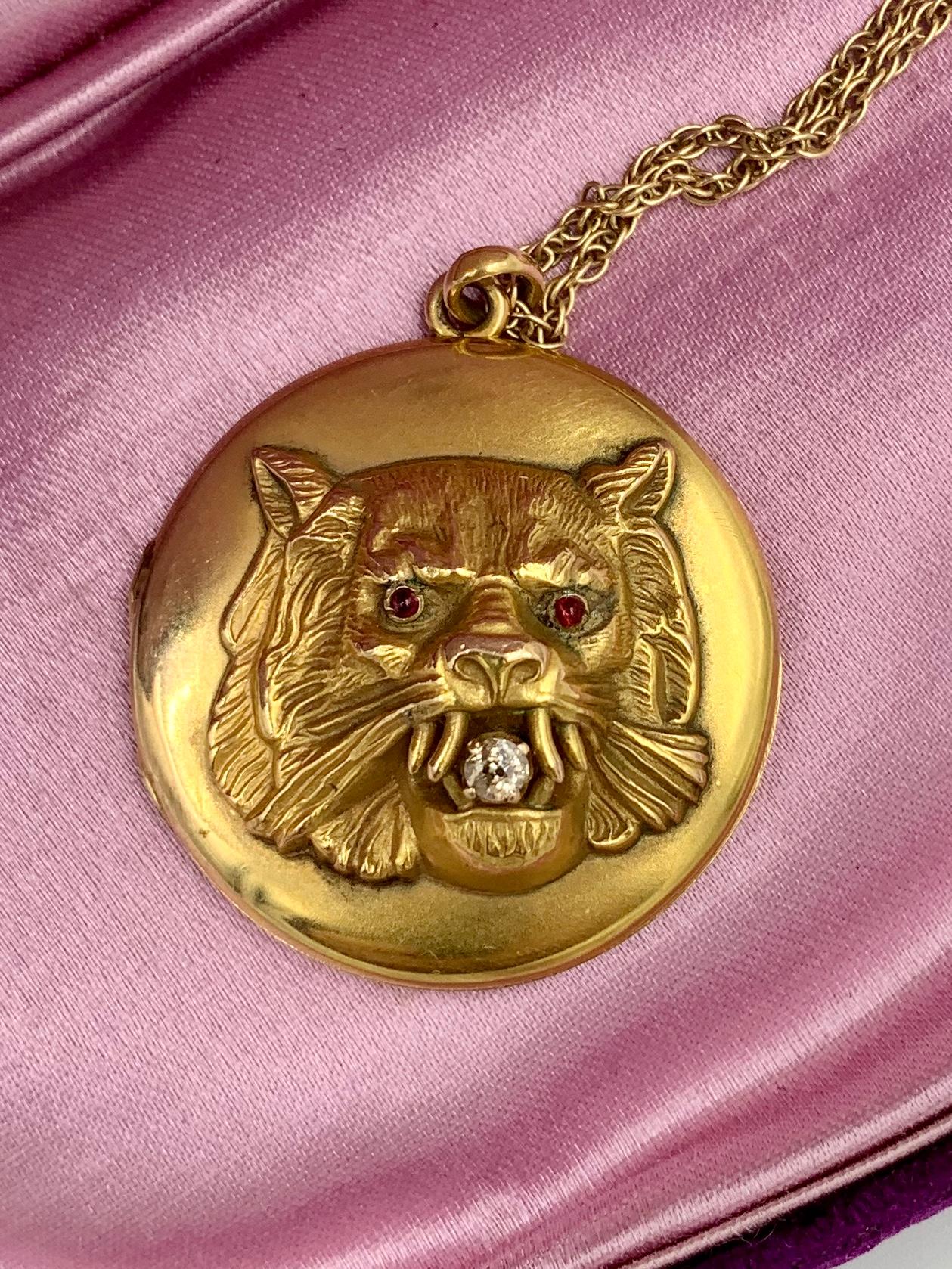 Victorian Lion Locket Necklace Diamond Ruby 14 Karat Gold Panther Leopard Tiger For Sale 2