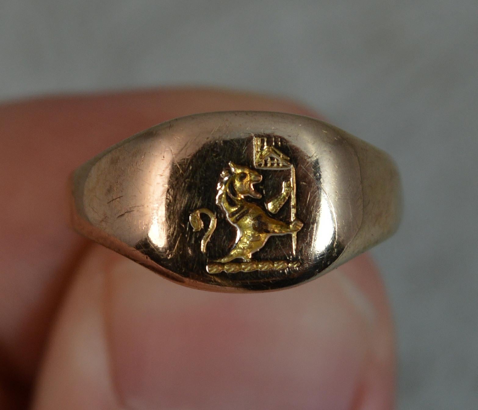 Victorian Lion Passant Intaglio 9 Carat Rose Gold Signet Intaglio Ring In Excellent Condition In St Helens, GB