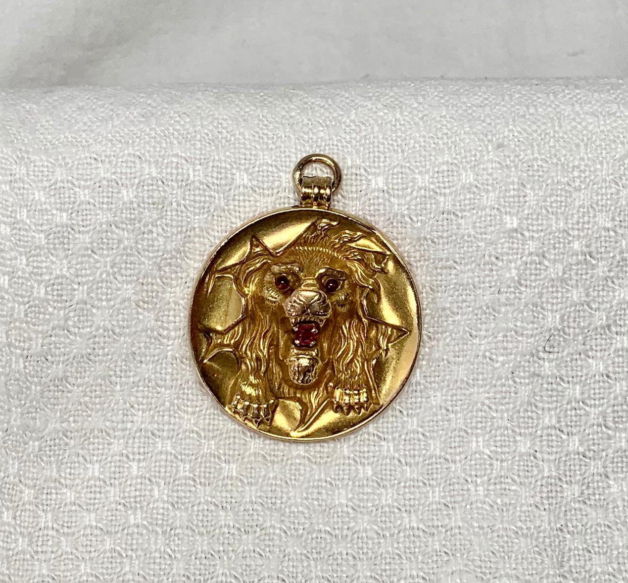 Women's or Men's Victorian Lion Pendant Ruby 14 Karat Gold Circus Hoop Panther Leopard Tiger For Sale