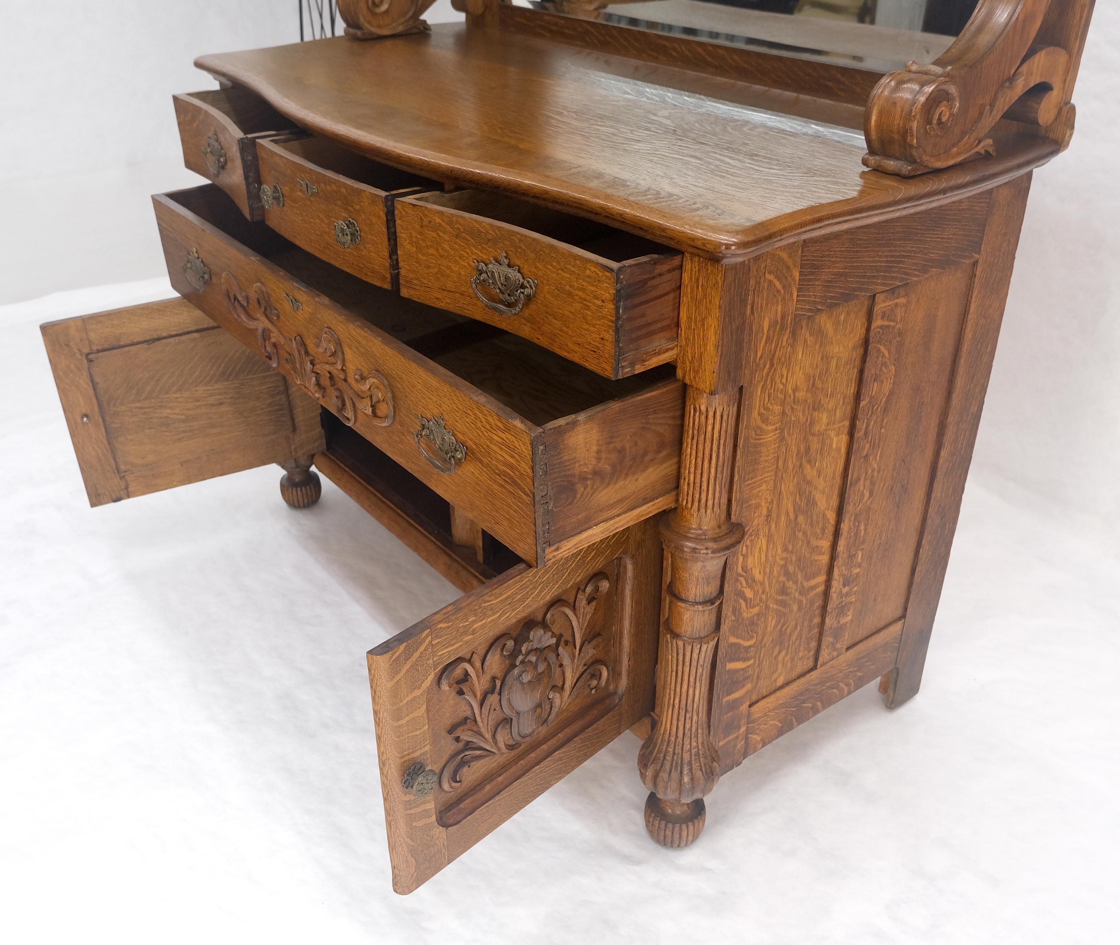 Victorian Lions Heads Mirrored Backsplash Fine Carved Oak Sideboard MINT! For Sale 2