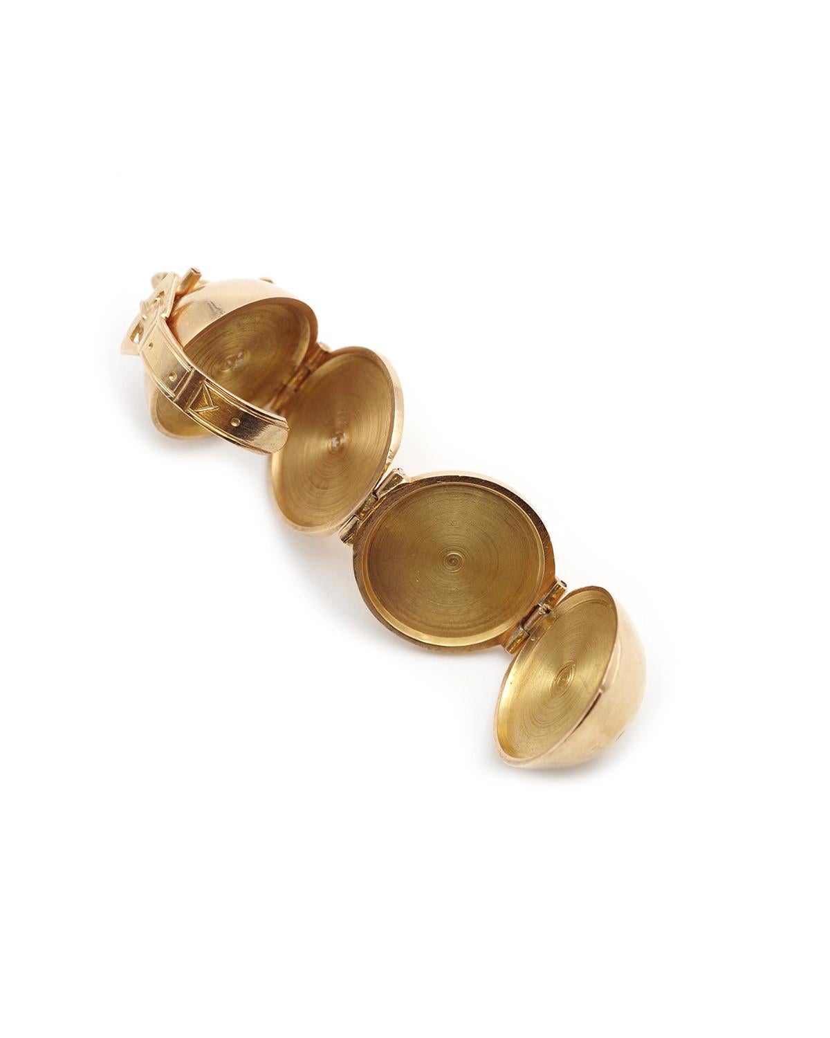 Ciondolo a forma di medaglione vittoriano in oro 18 carati, ciondolo a forma di orbita, medaglione in vendita 4